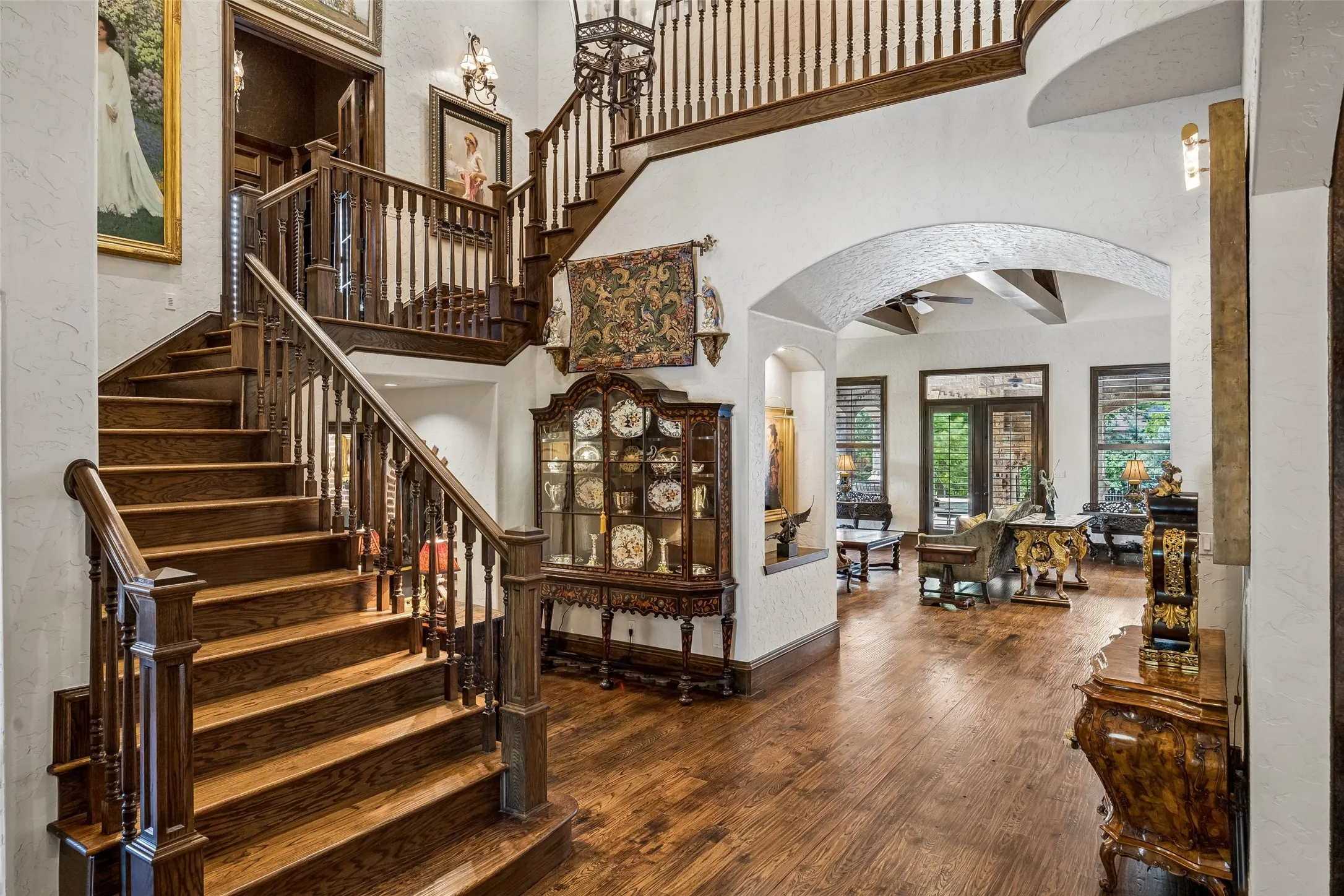 Single Family Residence For Sale in Tarrant County , 5804 Chalford Common, Colleyville, Texas 76034, 5 Bedroom, 8 Bathroom, 4 Garage spaces, 7,912 Sqft, built in 2008, mls#21303085, Real Estate Agent in Colleyville, Homes For Sale in Tarrant county, Homes For Sale in Colleyville, Realtor in Colleyville Texas, Real Estate Brokerage Independent Realty Texas, Luminita Cordes Realtor