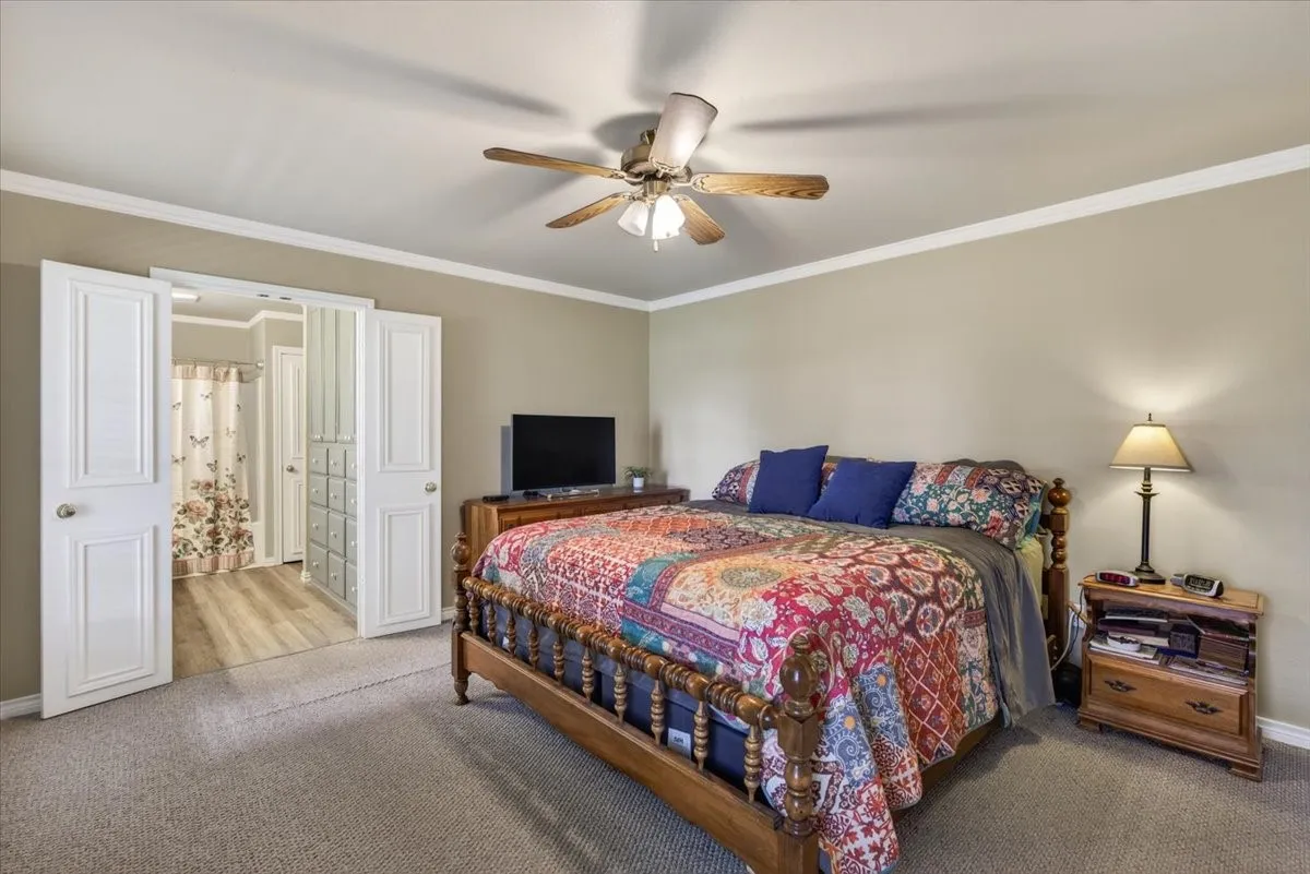 Single Family Residence For Sale in Kaufman County , 16140 County Road 4009, Mabank, Texas 75147, 4 Bedroom, 3 Bathroom, 2 Garage spaces, 3,161 Sqft, built in 1997, mls#21304523, Real Estate Agent in Mabank, Homes For Sale in Kaufman county, Homes For Sale in Mabank, Realtor in Mabank Texas, Real Estate Brokerage Independent Realty Texas, Luminita Cordes Realtor