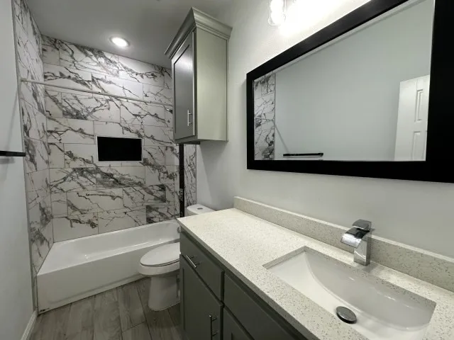 Single Family Residence For Sale in Tarrant County , 917 E Maddox Avenue, Fort Worth, Texas 76104, 3 Bedroom, 2 Bathroom, 2 Garage spaces, 1,986 Sqft, built in 2024, mls#21304487, Real Estate Agent in Fort Worth, Homes For Sale in Tarrant county, Homes For Sale in Fort Worth, Realtor in Fort Worth Texas, Real Estate Brokerage Independent Realty Texas, Luminita Cordes Realtor