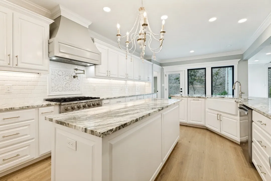 Single Family Residence For Sale in Dallas County , 12118 Elysian Court, Dallas, Texas 75230, 3 Bedroom, 4 Bathroom, 2 Garage spaces, 3,374 Sqft, built in 1979, mls#21295270, Real Estate Agent in Dallas, Homes For Sale in Dallas county, Homes For Sale in Dallas, Realtor in Dallas Texas, Real Estate Brokerage Independent Realty Texas, Luminita Cordes Realtor