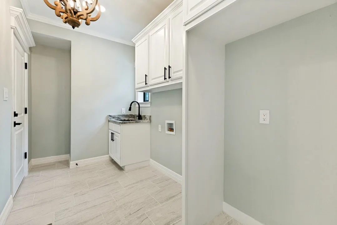 Single Family Residence For Sale in Dallas County , 12118 Elysian Court, Dallas, Texas 75230, 3 Bedroom, 4 Bathroom, 2 Garage spaces, 3,374 Sqft, built in 1979, mls#21295270, Real Estate Agent in Dallas, Homes For Sale in Dallas county, Homes For Sale in Dallas, Realtor in Dallas Texas, Real Estate Brokerage Independent Realty Texas, Luminita Cordes Realtor