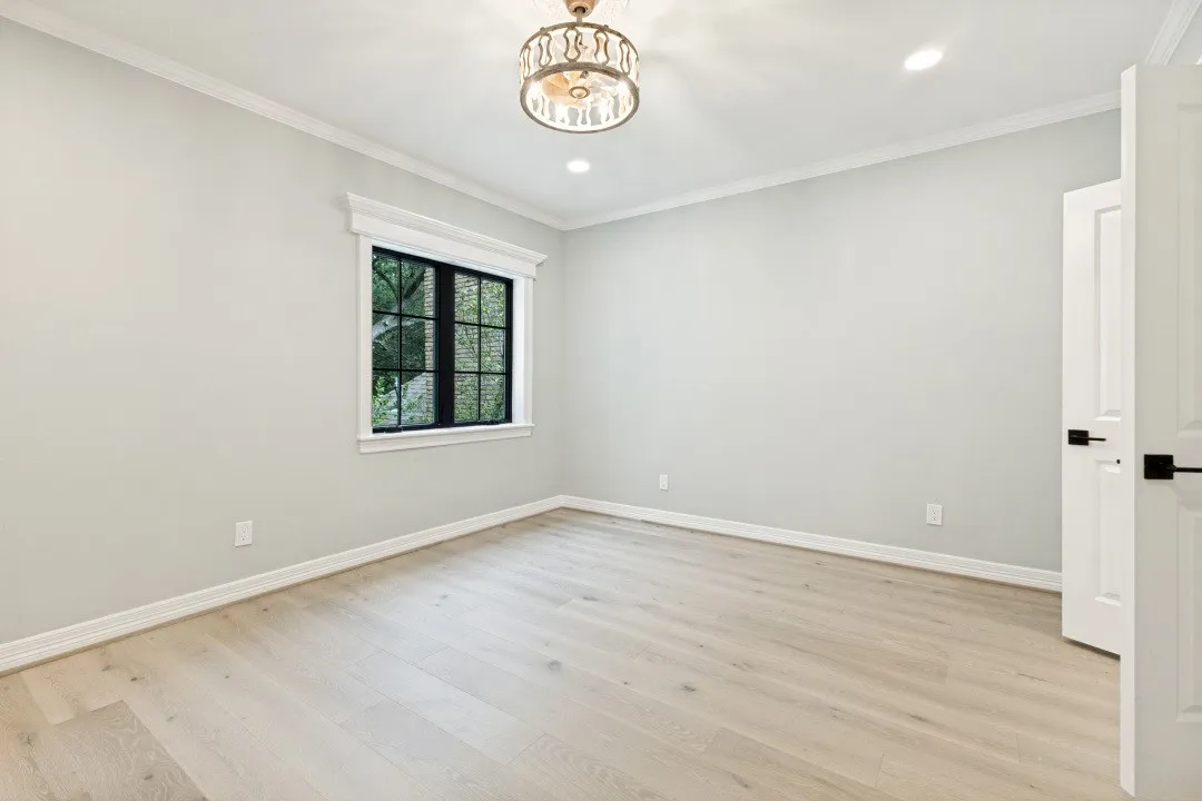 Single Family Residence For Sale in Dallas County , 12118 Elysian Court, Dallas, Texas 75230, 3 Bedroom, 4 Bathroom, 2 Garage spaces, 3,374 Sqft, built in 1979, mls#21295270, Real Estate Agent in Dallas, Homes For Sale in Dallas county, Homes For Sale in Dallas, Realtor in Dallas Texas, Real Estate Brokerage Independent Realty Texas, Luminita Cordes Realtor