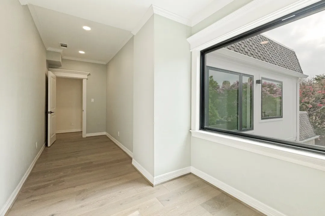 Single Family Residence For Sale in Dallas County , 12118 Elysian Court, Dallas, Texas 75230, 3 Bedroom, 4 Bathroom, 2 Garage spaces, 3,374 Sqft, built in 1979, mls#21295270, Real Estate Agent in Dallas, Homes For Sale in Dallas county, Homes For Sale in Dallas, Realtor in Dallas Texas, Real Estate Brokerage Independent Realty Texas, Luminita Cordes Realtor