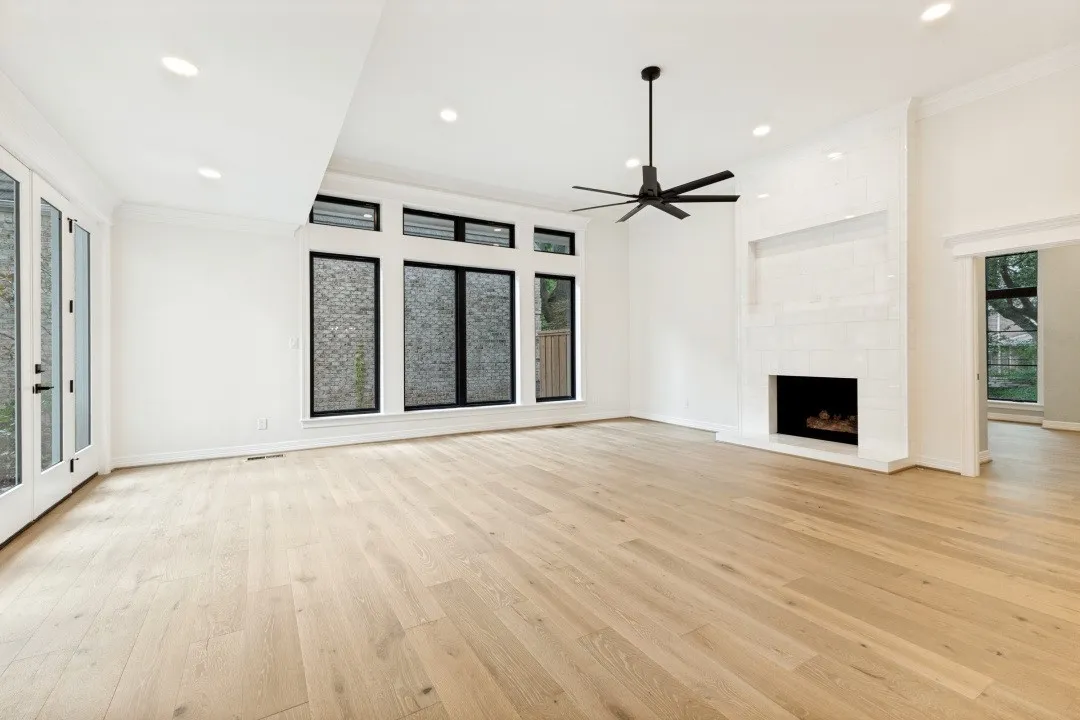 Single Family Residence For Sale in Dallas County , 12118 Elysian Court, Dallas, Texas 75230, 3 Bedroom, 4 Bathroom, 2 Garage spaces, 3,374 Sqft, built in 1979, mls#21295270, Real Estate Agent in Dallas, Homes For Sale in Dallas county, Homes For Sale in Dallas, Realtor in Dallas Texas, Real Estate Brokerage Independent Realty Texas, Luminita Cordes Realtor