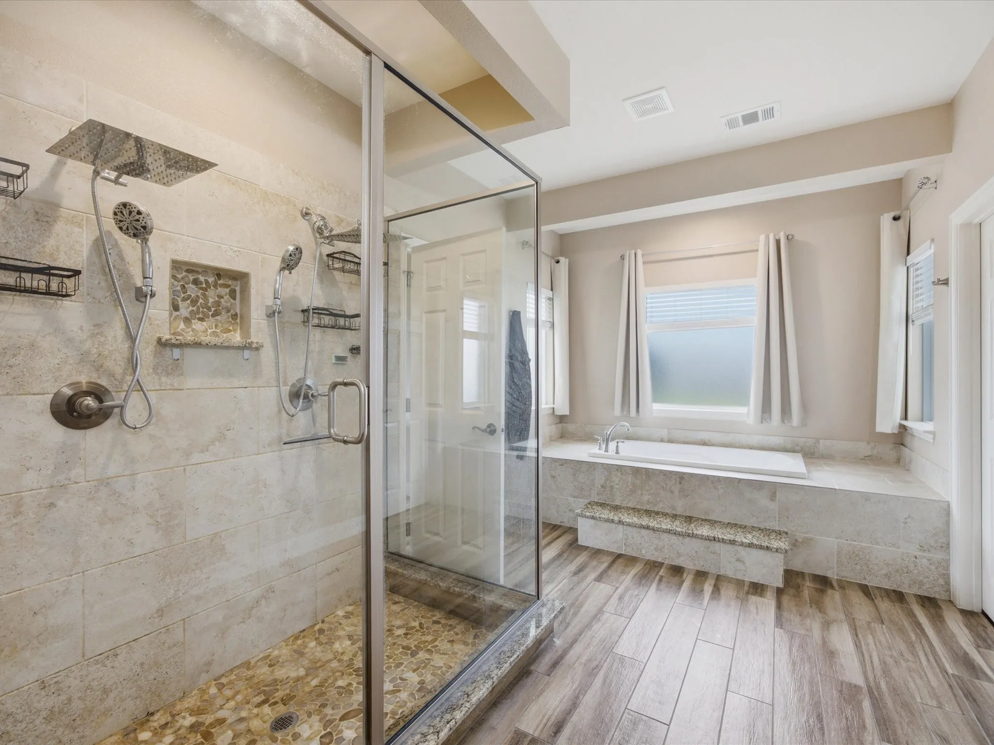 Single Family Residence For Sale in Parker County , 1032 Justin Drive, Springtown, Texas 76082, 4 Bedroom, 3 Bathroom, 2 Garage spaces, 2,951 Sqft, built in 2020, mls#21304444, Real Estate Agent in Springtown, Homes For Sale in Parker county, Homes For Sale in Springtown, Realtor in Springtown Texas, Real Estate Brokerage Independent Realty Texas, Luminita Cordes Realtor