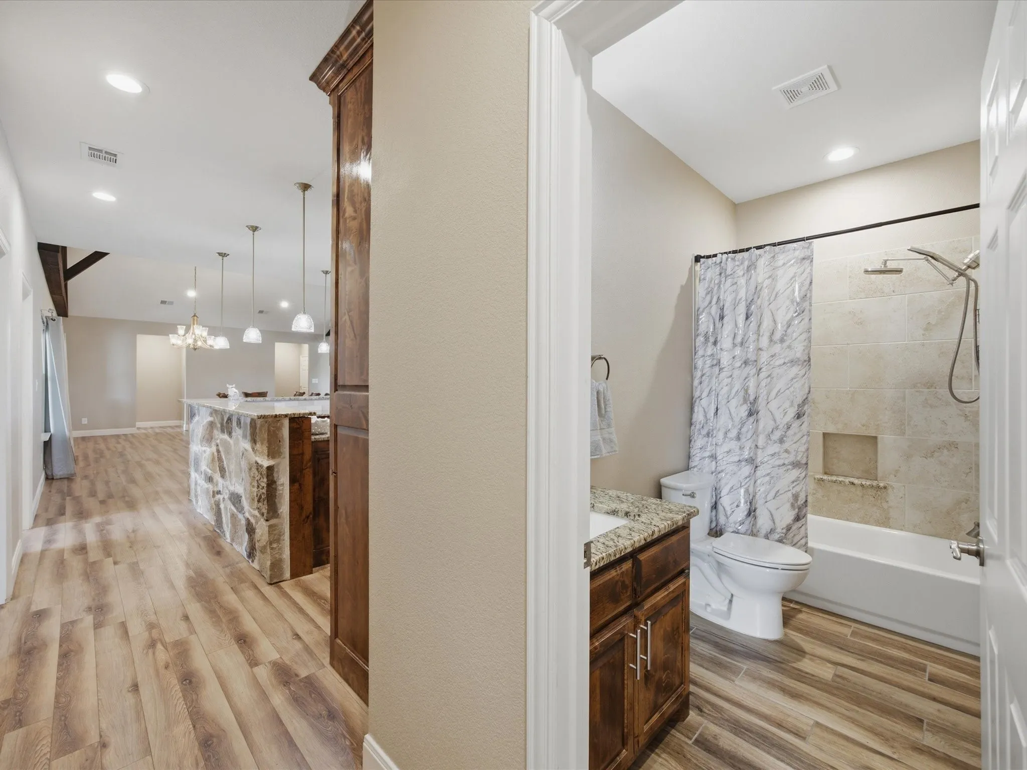 Single Family Residence For Sale in Parker County , 1032 Justin Drive, Springtown, Texas 76082, 4 Bedroom, 3 Bathroom, 2 Garage spaces, 2,951 Sqft, built in 2020, mls#21304444, Real Estate Agent in Springtown, Homes For Sale in Parker county, Homes For Sale in Springtown, Realtor in Springtown Texas, Real Estate Brokerage Independent Realty Texas, Luminita Cordes Realtor
