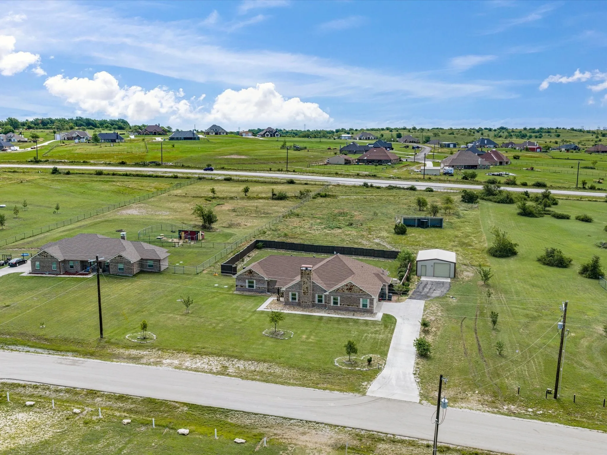 Single Family Residence For Sale in Parker County , 1032 Justin Drive, Springtown, Texas 76082, 4 Bedroom, 3 Bathroom, 2 Garage spaces, 2,951 Sqft, built in 2020, mls#21304444, Real Estate Agent in Springtown, Homes For Sale in Parker county, Homes For Sale in Springtown, Realtor in Springtown Texas, Real Estate Brokerage Independent Realty Texas, Luminita Cordes Realtor