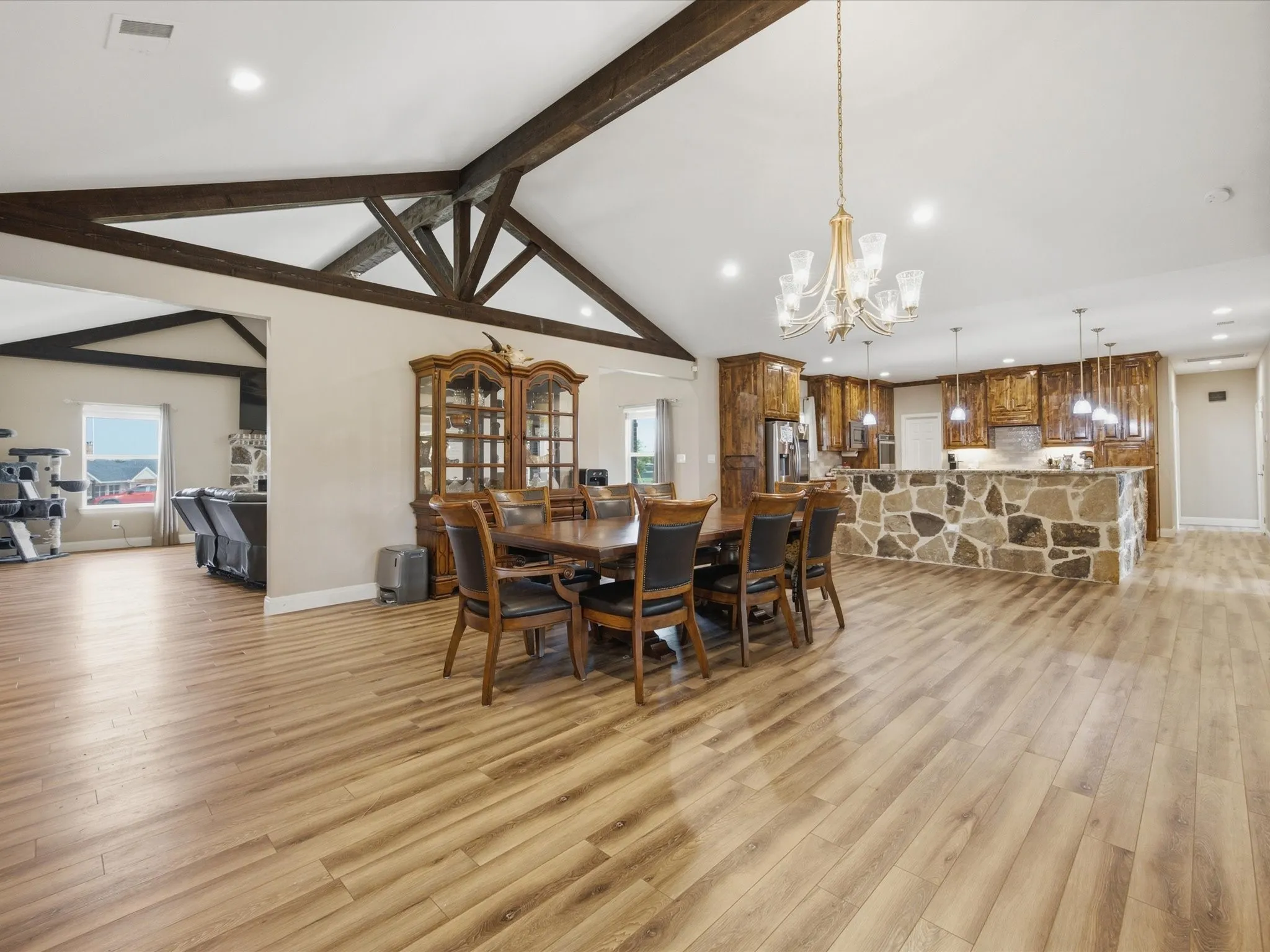 Single Family Residence For Sale in Parker County , 1032 Justin Drive, Springtown, Texas 76082, 4 Bedroom, 3 Bathroom, 2 Garage spaces, 2,951 Sqft, built in 2020, mls#21304444, Real Estate Agent in Springtown, Homes For Sale in Parker county, Homes For Sale in Springtown, Realtor in Springtown Texas, Real Estate Brokerage Independent Realty Texas, Luminita Cordes Realtor