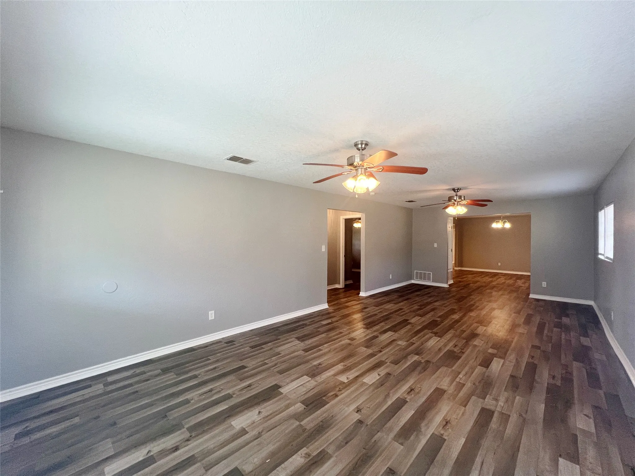 Single Family Residence For Rent in Erath County , 450 Everett Street, Stephenville, Texas 76401, 3 Bedroom, 2 Bathroom, Garage spaces, 2,068 Sqft, built in 1920, mls#21304529, Real Estate Agent in Stephenville, Homes For Rent in Erath county, Homes For Rent in Stephenville, Realtor in Stephenville Texas, Real Estate Brokerage Independent Realty Texas, Luminita Cordes Realtor