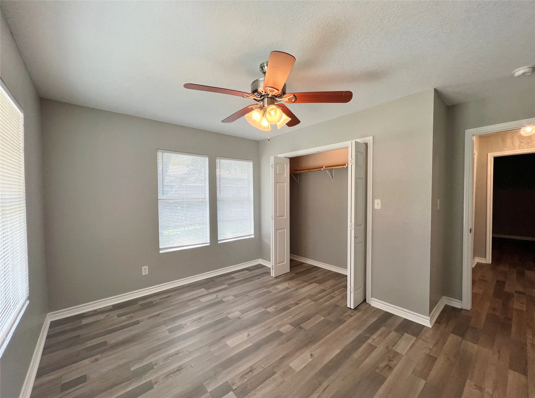 Single Family Residence For Rent in Erath County , 450 Everett Street, Stephenville, Texas 76401, 3 Bedroom, 2 Bathroom, Garage spaces, 2,068 Sqft, built in 1920, mls#21304529, Real Estate Agent in Stephenville, Homes For Rent in Erath county, Homes For Rent in Stephenville, Realtor in Stephenville Texas, Real Estate Brokerage Independent Realty Texas, Luminita Cordes Realtor