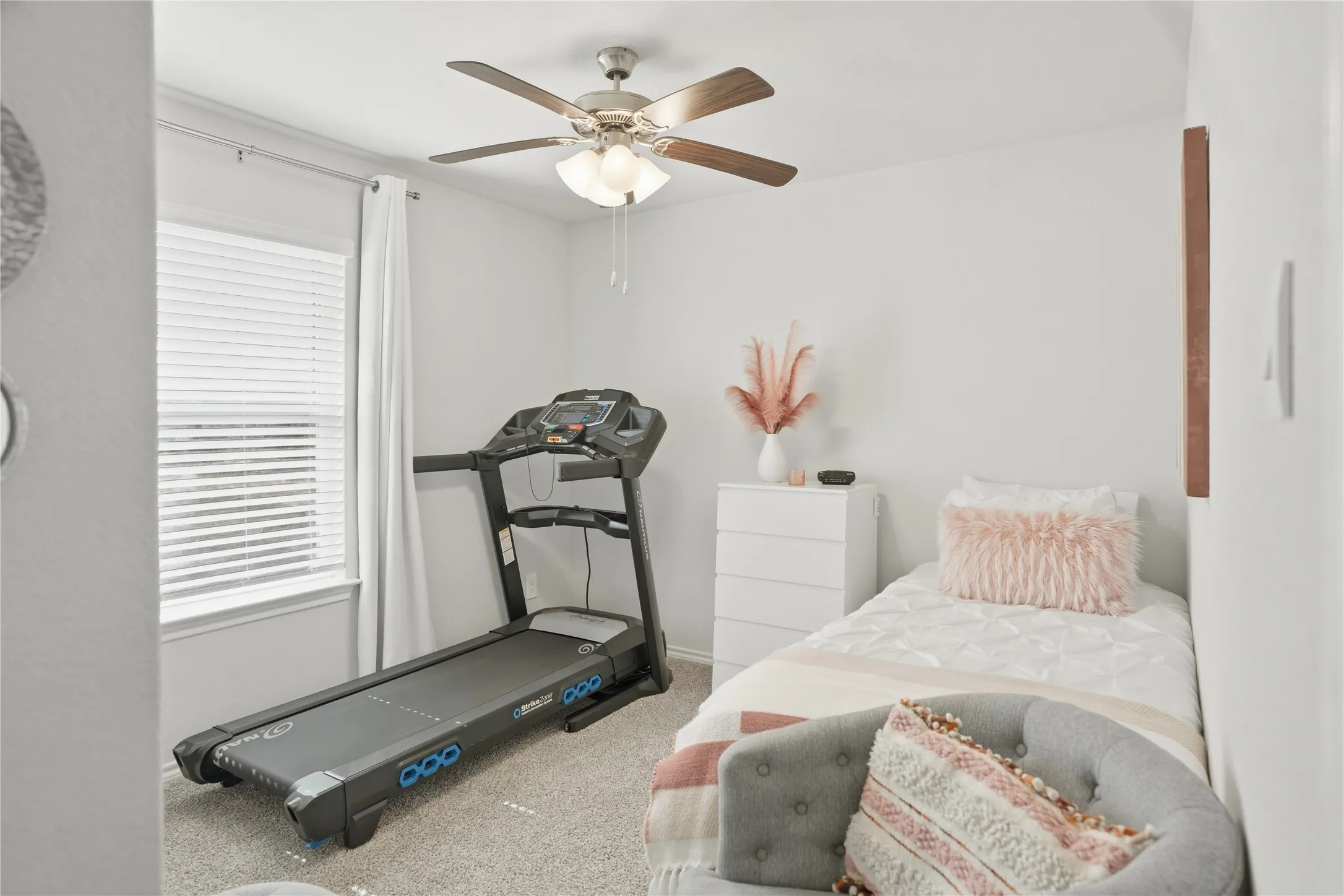 Single Family Residence For Sale in Tarrant County , 8821 Playmoor Drive, Fort Worth, Texas 76131, 5 Bedroom, 2 Bathroom, 2 Garage spaces, 2,004 Sqft, built in 2024, mls#21302851, Real Estate Agent in Fort Worth, Homes For Sale in Tarrant county, Homes For Sale in Fort Worth, Realtor in Fort Worth Texas, Real Estate Brokerage Independent Realty Texas, Luminita Cordes Realtor