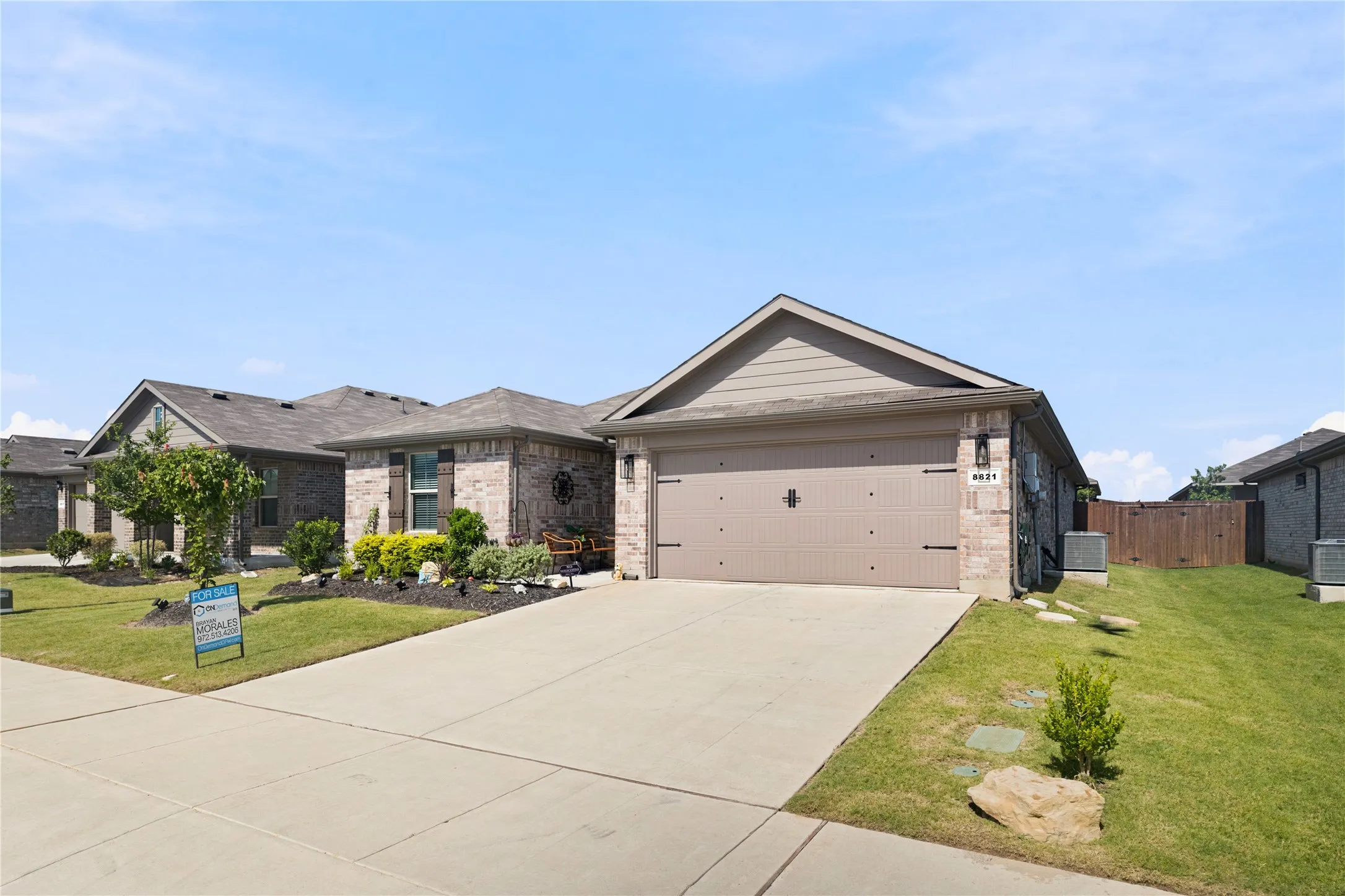 Single Family Residence For Sale in Tarrant County , 8821 Playmoor Drive, Fort Worth, Texas 76131, 5 Bedroom, 2 Bathroom, 2 Garage spaces, 2,004 Sqft, built in 2024, mls#21302851, Real Estate Agent in Fort Worth, Homes For Sale in Tarrant county, Homes For Sale in Fort Worth, Realtor in Fort Worth Texas, Real Estate Brokerage Independent Realty Texas, Luminita Cordes Realtor