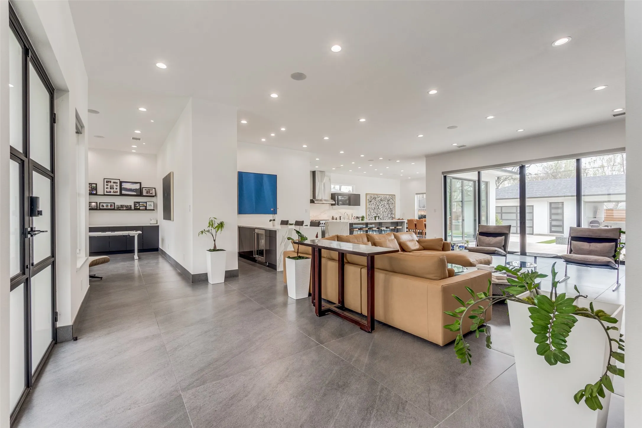 Single Family Residence For Rent in Dallas County , 5618 Goodwin Avenue, Dallas, Texas 75206, 3 Bedrooms, 3 Bathrooms, 2 Garage spaces, 4,169 Sqft, built in 2021, Price $15,500, mls#21304524, Real Estate Agent in Dallas, Homes For Rent in Dallas county, Homes For Rent in Dallas, Realtor in Dallas Texas, Real Estate Brokerage Independent Realty Texas, Luminita Cordes Realtor
