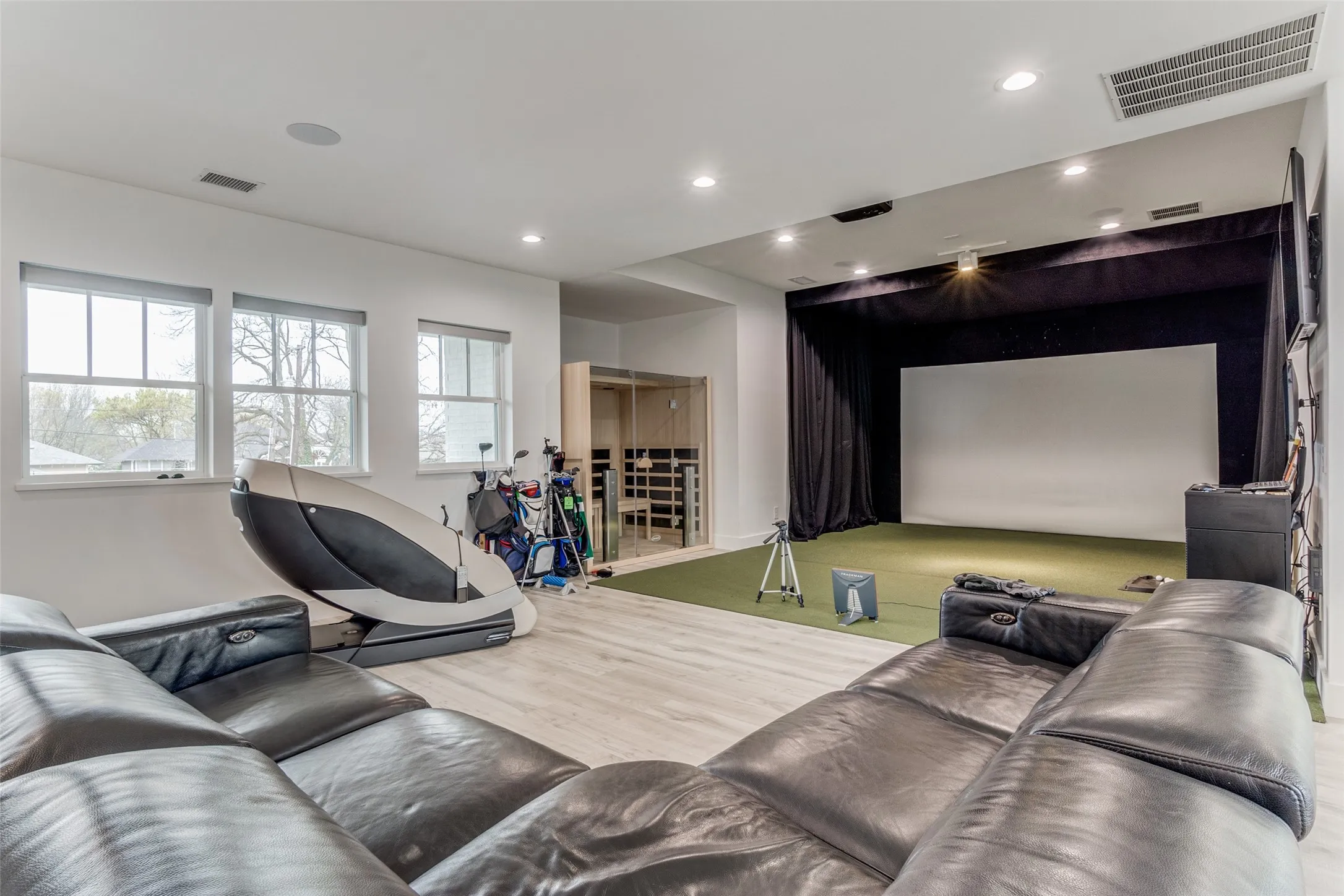 Single Family Residence For Rent in Dallas County , 5618 Goodwin Avenue, Dallas, Texas 75206, 3 Bedrooms, 3 Bathrooms, 2 Garage spaces, 4,169 Sqft, built in 2021, Price $15,500, mls#21304524, Real Estate Agent in Dallas, Homes For Rent in Dallas county, Homes For Rent in Dallas, Realtor in Dallas Texas, Real Estate Brokerage Independent Realty Texas, Luminita Cordes Realtor