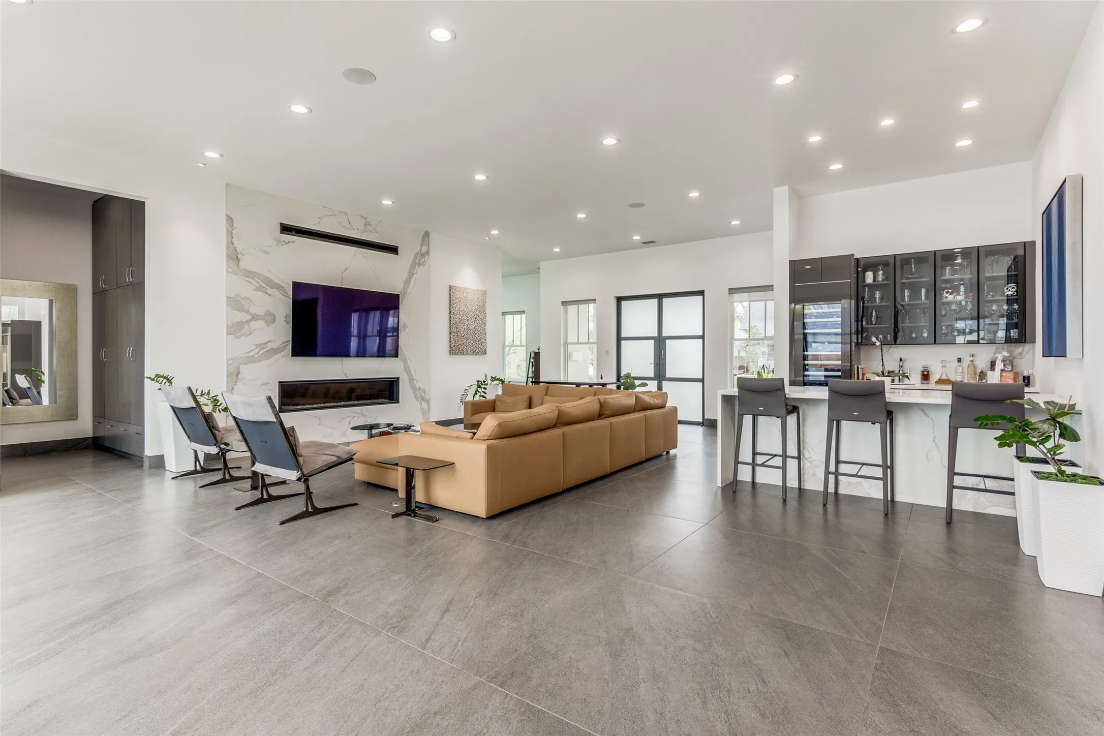 Single Family Residence For Rent in Dallas County , 5618 Goodwin Avenue, Dallas, Texas 75206, 3 Bedrooms, 3 Bathrooms, 2 Garage spaces, 4,169 Sqft, built in 2021, Price $15,500, mls#21304524, Real Estate Agent in Dallas, Homes For Rent in Dallas county, Homes For Rent in Dallas, Realtor in Dallas Texas, Real Estate Brokerage Independent Realty Texas, Luminita Cordes Realtor