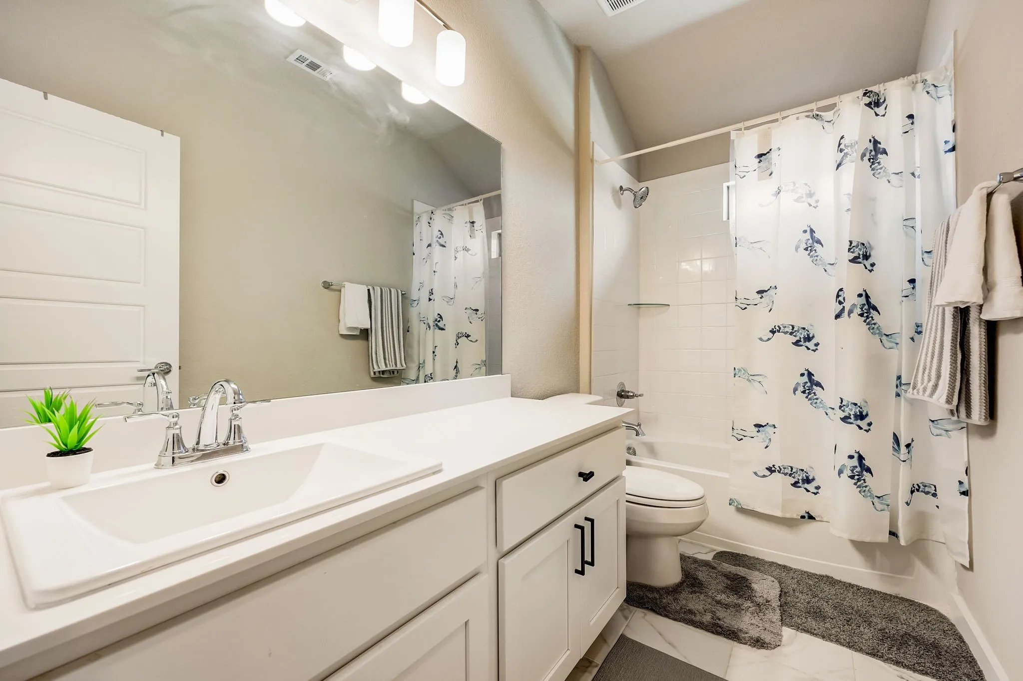Single Family Residence For Sale in Tarrant County , 10628 Tonkala Drive, Fort Worth, Texas 76179, 5 Bedroom, 4 Bathroom, 2 Garage spaces, 3,594 Sqft, built in 2022, mls#21301984, Real Estate Agent in Fort Worth, Homes For Sale in Tarrant county, Homes For Sale in Fort Worth, Realtor in Fort Worth Texas, Real Estate Brokerage Independent Realty Texas, Luminita Cordes Realtor