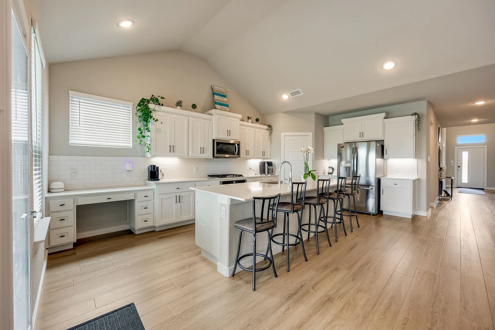 Single Family Residence For Sale in Tarrant County , 10628 Tonkala Drive, Fort Worth, Texas 76179, 5 Bedroom, 4 Bathroom, 2 Garage spaces, 3,594 Sqft, built in 2022, mls#21301984, Real Estate Agent in Fort Worth, Homes For Sale in Tarrant county, Homes For Sale in Fort Worth, Realtor in Fort Worth Texas, Real Estate Brokerage Independent Realty Texas, Luminita Cordes Realtor