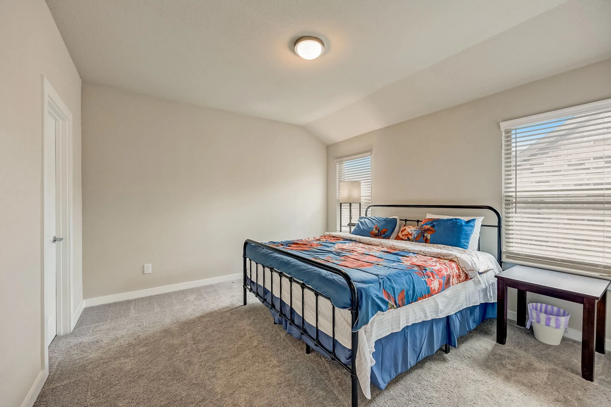 Single Family Residence For Sale in Tarrant County , 10628 Tonkala Drive, Fort Worth, Texas 76179, 5 Bedroom, 4 Bathroom, 2 Garage spaces, 3,594 Sqft, built in 2022, mls#21301984, Real Estate Agent in Fort Worth, Homes For Sale in Tarrant county, Homes For Sale in Fort Worth, Realtor in Fort Worth Texas, Real Estate Brokerage Independent Realty Texas, Luminita Cordes Realtor