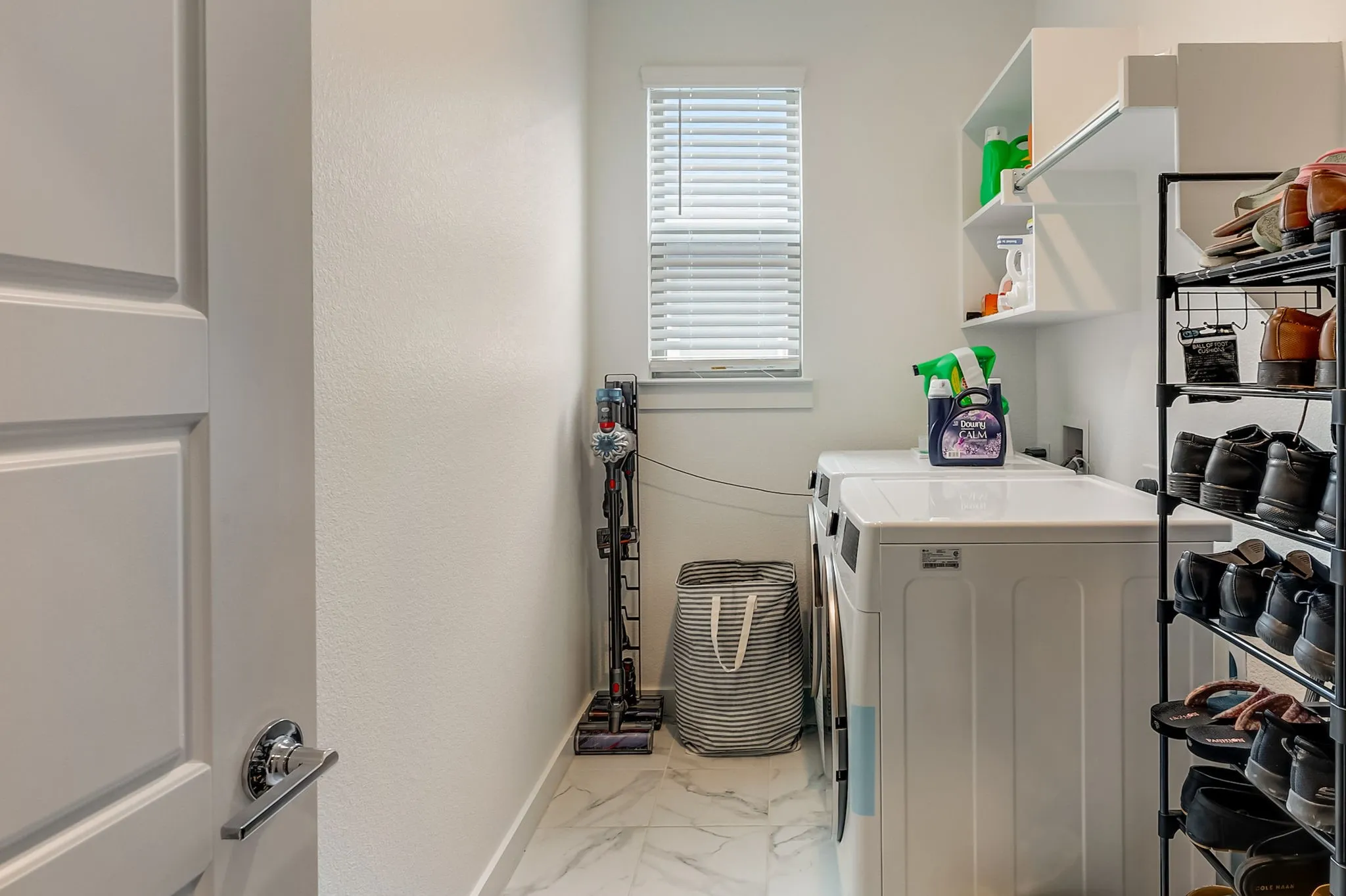 Single Family Residence For Sale in Tarrant County , 10628 Tonkala Drive, Fort Worth, Texas 76179, 5 Bedroom, 4 Bathroom, 2 Garage spaces, 3,594 Sqft, built in 2022, mls#21301984, Real Estate Agent in Fort Worth, Homes For Sale in Tarrant county, Homes For Sale in Fort Worth, Realtor in Fort Worth Texas, Real Estate Brokerage Independent Realty Texas, Luminita Cordes Realtor