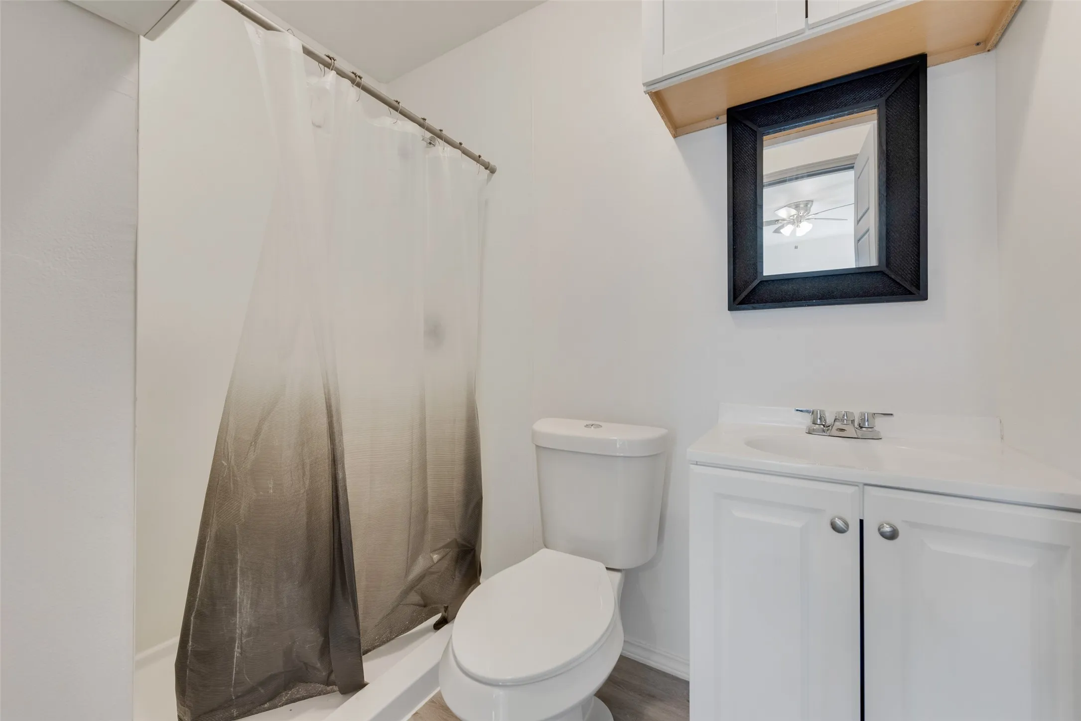 Single Family Residence For Sale in Tarrant County , 5508 Diaz Avenue, Fort Worth, Texas 76107, 2 Bedroom, 1 Bathroom, Garage spaces, 831 Sqft, built in 1945, mls#21303649, Real Estate Agent in Fort Worth, Homes For Sale in Tarrant county, Homes For Sale in Fort Worth, Realtor in Fort Worth Texas, Real Estate Brokerage Independent Realty Texas, Luminita Cordes Realtor