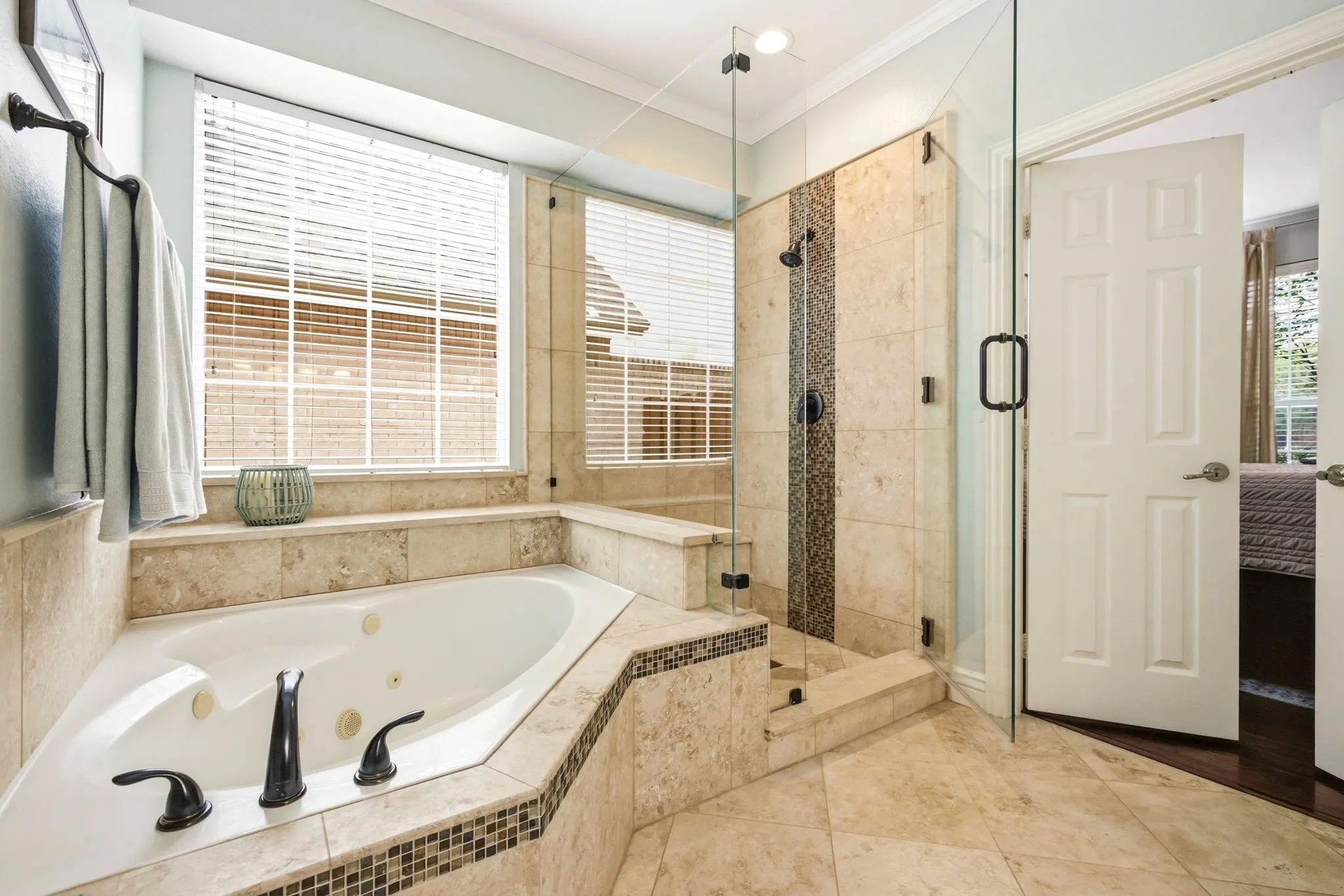 Single Family Residence For Sale in Denton County , 2127 Quail Meadow Lane, Frisco, Texas 75036, 4 Bedroom, 3 Bathroom, 2 Garage spaces, 3,056 Sqft, built in 2002, mls#21303035, Real Estate Agent in Frisco, Homes For Sale in Denton county, Homes For Sale in Frisco, Realtor in Frisco Texas, Real Estate Brokerage Independent Realty Texas, Luminita Cordes Realtor
