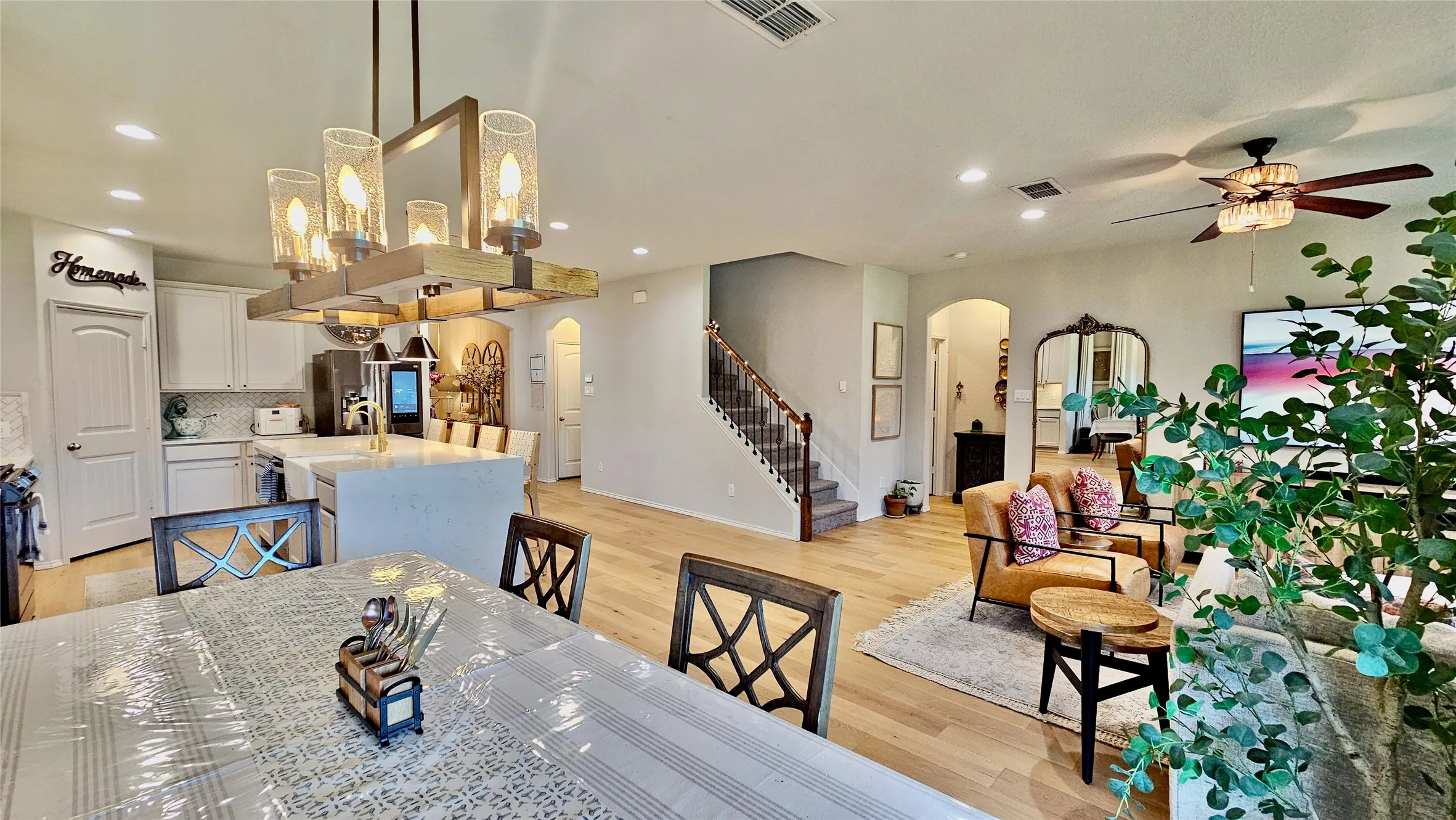 Single Family Residence For Sale in Tarrant County , 3744 Holly Brook Drive, Fort Worth, Texas 76244, 3 Bedroom, 3 Bathroom, 2 Garage spaces, 3,195 Sqft, built in 2017, Price $549,000, mls#21304281, Real Estate Agent in Fort Worth, Homes For Sale in Tarrant county, Homes For Sale in Fort Worth, Realtor in Fort Worth Texas, Real Estate Brokerage Independent Realty Texas, Luminita Cordes Realtor