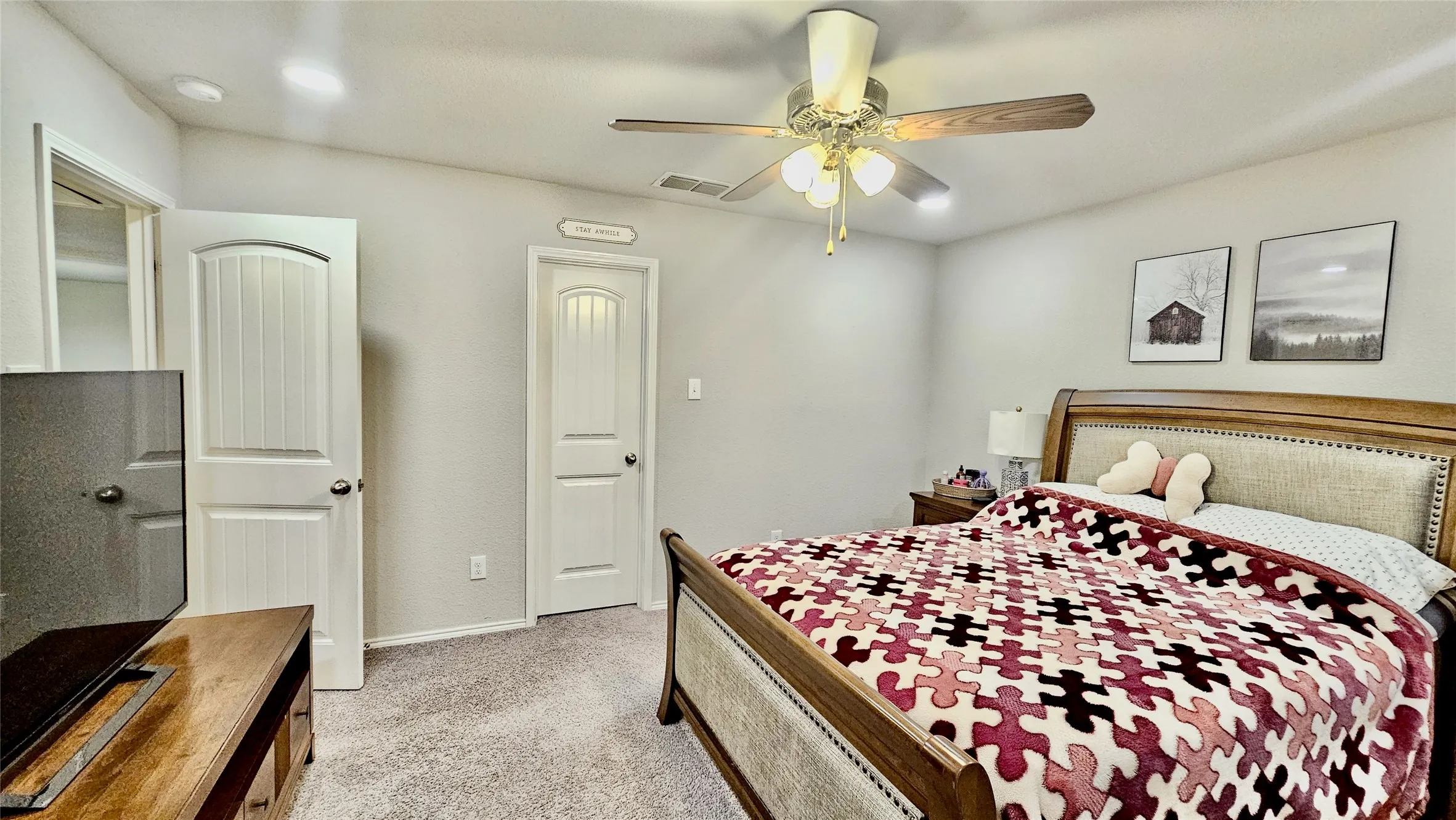 Single Family Residence For Sale in Tarrant County , 3744 Holly Brook Drive, Fort Worth, Texas 76244, 3 Bedroom, 3 Bathroom, 2 Garage spaces, 3,195 Sqft, built in 2017, Price $549,000, mls#21304281, Real Estate Agent in Fort Worth, Homes For Sale in Tarrant county, Homes For Sale in Fort Worth, Realtor in Fort Worth Texas, Real Estate Brokerage Independent Realty Texas, Luminita Cordes Realtor