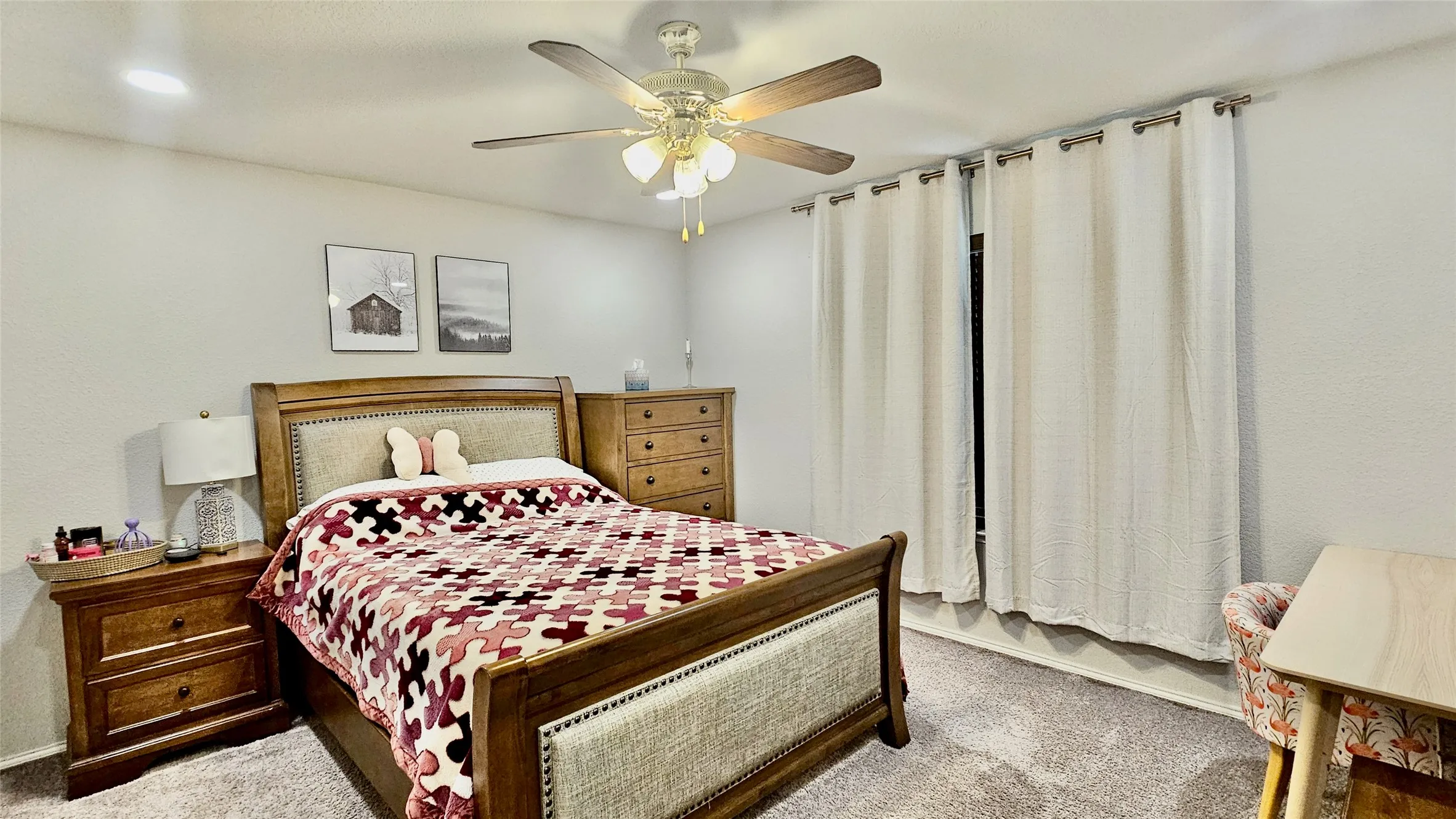 Single Family Residence For Sale in Tarrant County , 3744 Holly Brook Drive, Fort Worth, Texas 76244, 3 Bedroom, 3 Bathroom, 2 Garage spaces, 3,195 Sqft, built in 2017, Price $549,000, mls#21304281, Real Estate Agent in Fort Worth, Homes For Sale in Tarrant county, Homes For Sale in Fort Worth, Realtor in Fort Worth Texas, Real Estate Brokerage Independent Realty Texas, Luminita Cordes Realtor