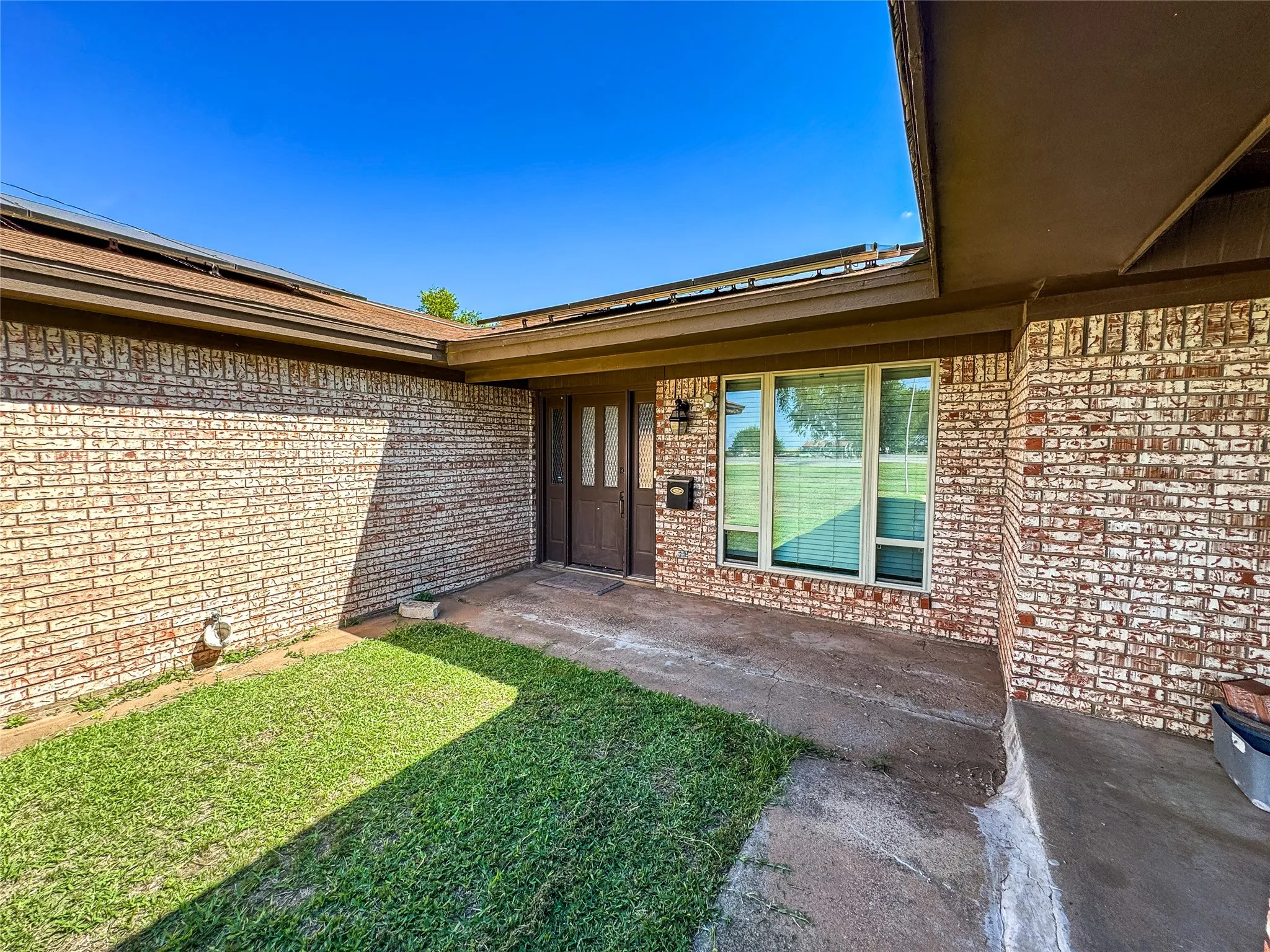 Single Family Residence For Sale in Haskell County , 103 5th Street, Rule, Texas 79547, 3 Bedroom, 2 Bathroom, Garage spaces, 1,775 Sqft, built in 1975, mls#21304059, Real Estate Agent in Rule, Homes For Sale in Haskell county, Homes For Sale in Rule, Realtor in Rule Texas, Real Estate Brokerage Independent Realty Texas, Luminita Cordes Realtor