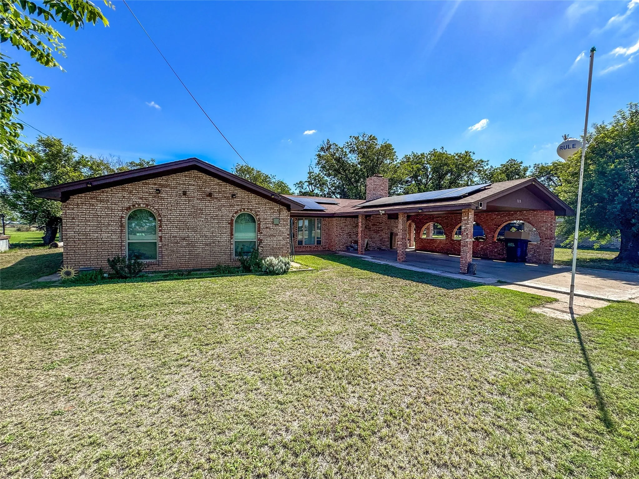 Single Family Residence For Sale in Haskell County , 103 5th Street, Rule, Texas 79547, 3 Bedroom, 2 Bathroom, Garage spaces, 1,775 Sqft, built in 1975, mls#21304059, Real Estate Agent in Rule, Homes For Sale in Haskell county, Homes For Sale in Rule, Realtor in Rule Texas, Real Estate Brokerage Independent Realty Texas, Luminita Cordes Realtor
