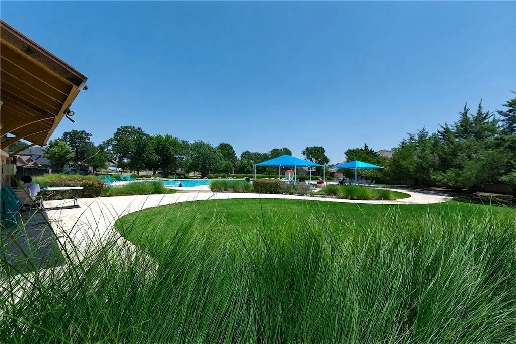 Community pool with extensive lounge