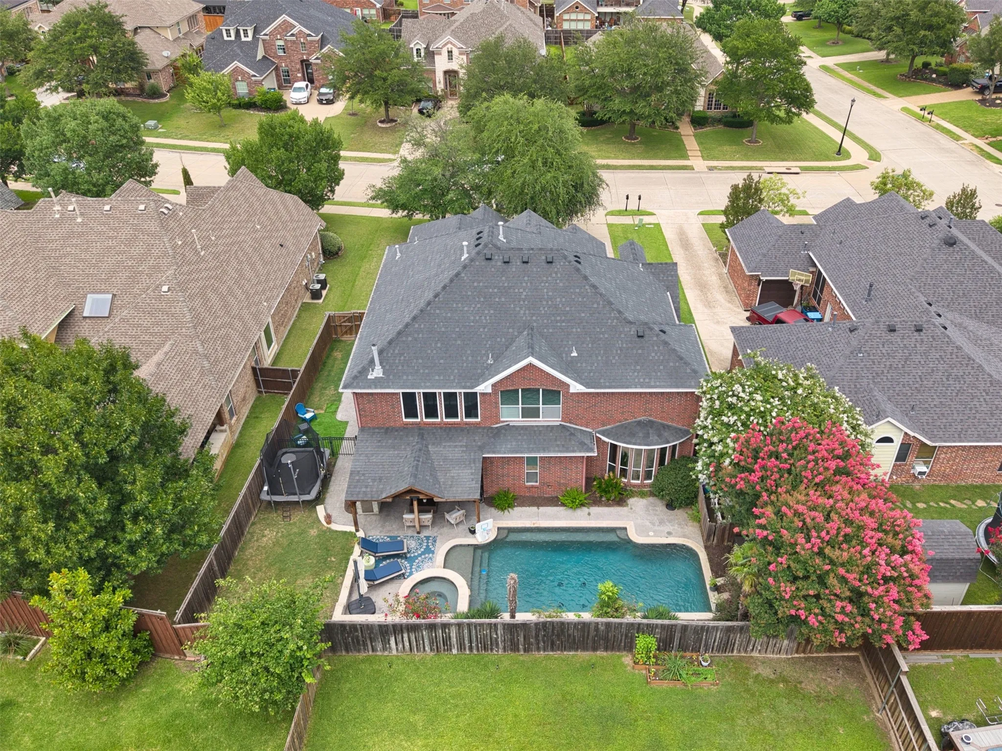 Single Family Residence For Sale in Dallas County , 8405 Player Drive, Rowlett, Texas 75089, 5 Bedroom, 4 Bathroom, 3 Garage spaces, 3,584 Sqft, built in 2006, mls#21304595, Real Estate Agent in Rowlett, Homes For Sale in Dallas county, Homes For Sale in Rowlett, Realtor in Rowlett Texas, Real Estate Brokerage Independent Realty Texas, Luminita Cordes Realtor