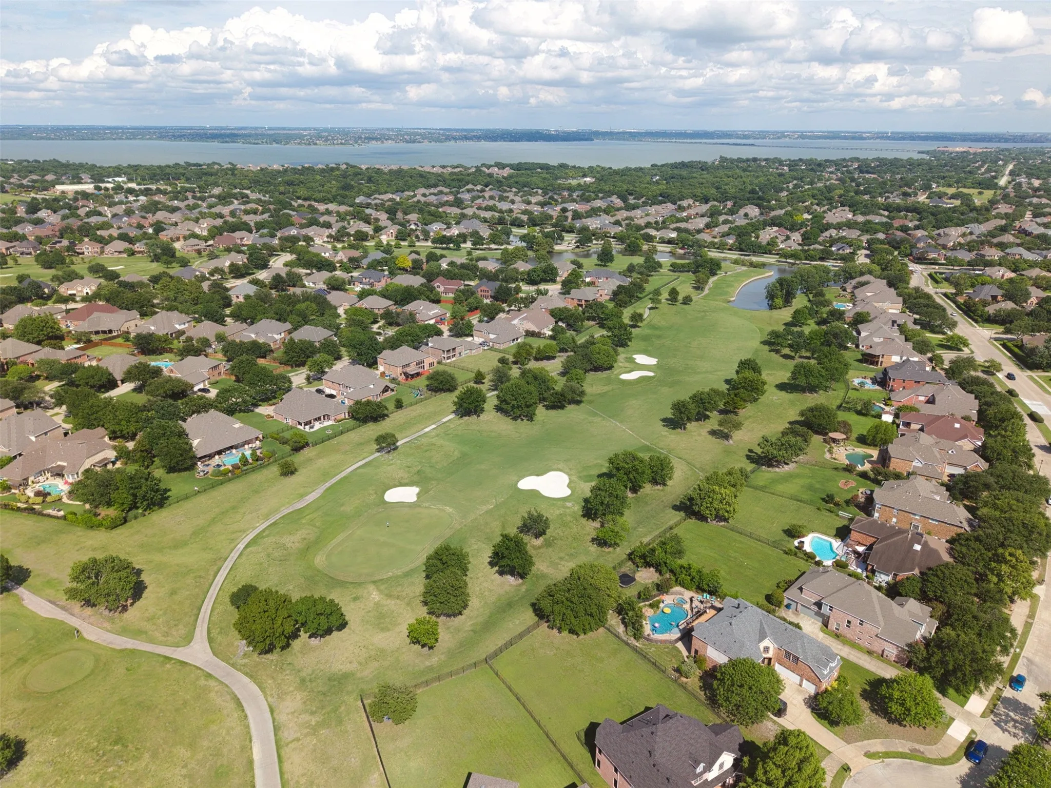 Single Family Residence For Sale in Dallas County , 8405 Player Drive, Rowlett, Texas 75089, 5 Bedroom, 4 Bathroom, 3 Garage spaces, 3,584 Sqft, built in 2006, mls#21304595, Real Estate Agent in Rowlett, Homes For Sale in Dallas county, Homes For Sale in Rowlett, Realtor in Rowlett Texas, Real Estate Brokerage Independent Realty Texas, Luminita Cordes Realtor
