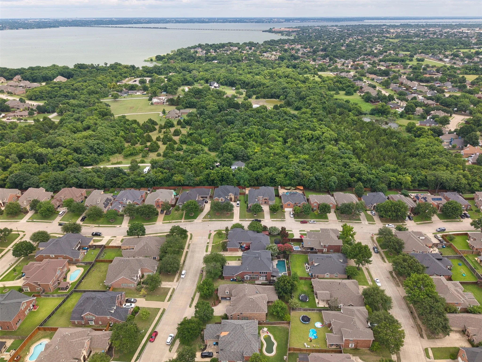 Single Family Residence For Sale in Dallas County , 8405 Player Drive, Rowlett, Texas 75089, 5 Bedroom, 4 Bathroom, 3 Garage spaces, 3,584 Sqft, built in 2006, mls#21304595, Real Estate Agent in Rowlett, Homes For Sale in Dallas county, Homes For Sale in Rowlett, Realtor in Rowlett Texas, Real Estate Brokerage Independent Realty Texas, Luminita Cordes Realtor