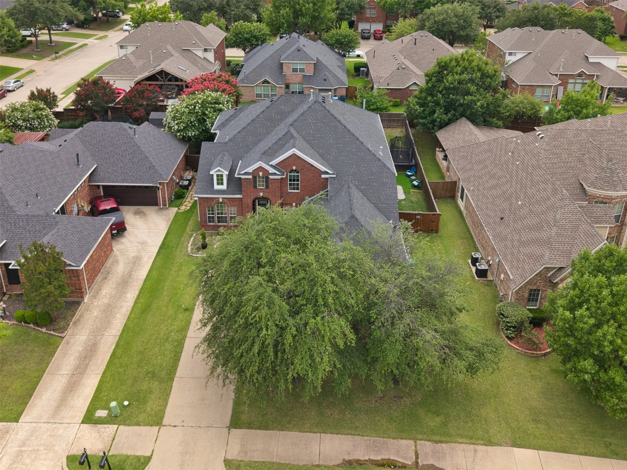 Single Family Residence For Sale in Dallas County , 8405 Player Drive, Rowlett, Texas 75089, 5 Bedroom, 4 Bathroom, 3 Garage spaces, 3,584 Sqft, built in 2006, mls#21304595, Real Estate Agent in Rowlett, Homes For Sale in Dallas county, Homes For Sale in Rowlett, Realtor in Rowlett Texas, Real Estate Brokerage Independent Realty Texas, Luminita Cordes Realtor