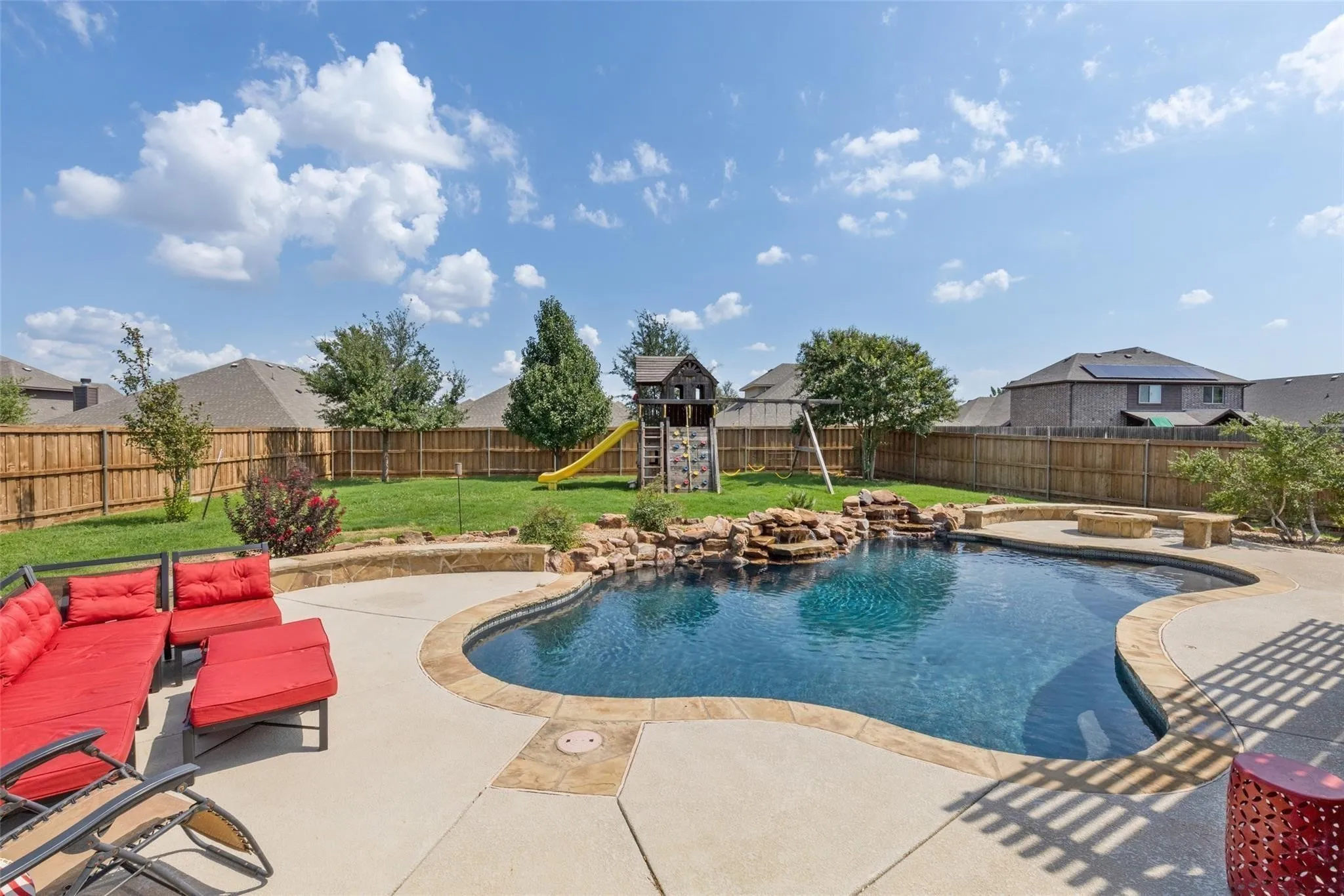 Single Family Residence For Sale in Denton County , 8229 Spitfire Trail, Aubrey, Texas 76227, 5 Bedroom, 4 Bathroom, 2 Garage spaces, 3,758 Sqft, built in 2013, mls#21304591, Real Estate Agent in Aubrey, Homes For Sale in Denton county, Homes For Sale in Aubrey, Realtor in Aubrey Texas, Real Estate Brokerage Independent Realty Texas, Luminita Cordes Realtor