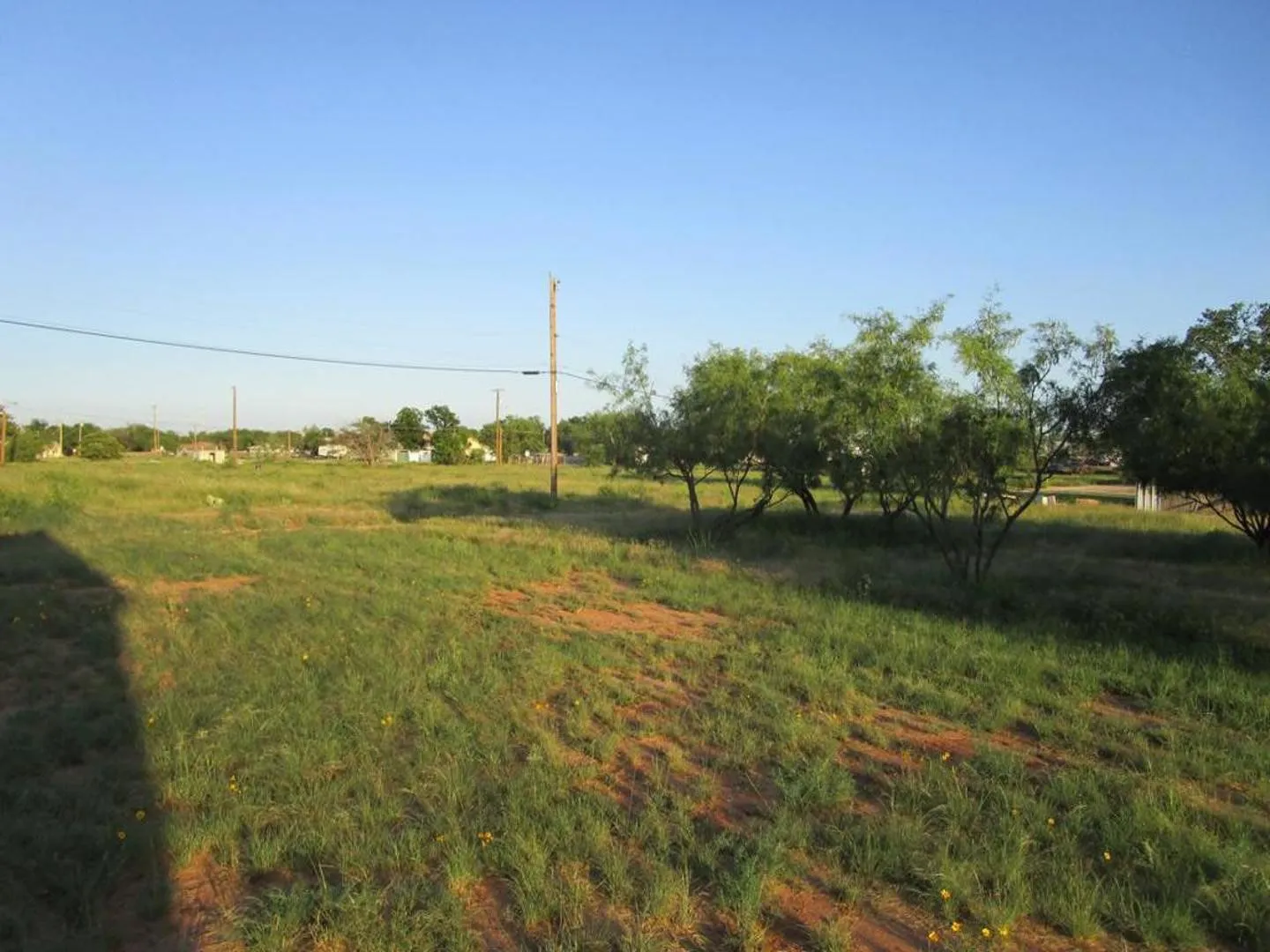 Mobile Home For Sale in Mitchell County , 840 Cherry Street, Colorado City, Texas 79512, 3 Bedroom, 2 Bathroom, Garage spaces, 1,080 Sqft, built in 2001, mls#21304639, Real Estate Agent in Colorado City, Homes For Sale in Mitchell county, Homes For Sale in Colorado City, Realtor in Colorado City Texas, Real Estate Brokerage Independent Realty Texas, Luminita Cordes Realtor