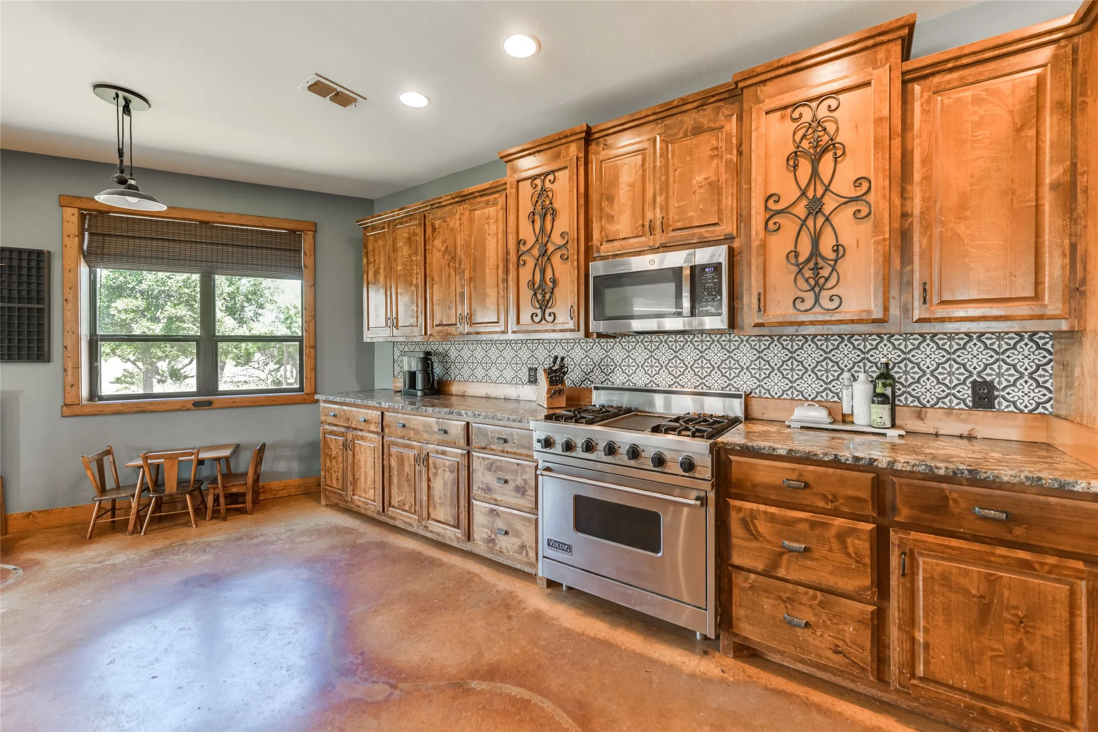 Farm For Sale in Coleman County , 790 CR 490, Novice, Texas 79538, 3 Bedroom, 3 Bathroom, Garage spaces, 2,830 Sqft, built in 2015, mls#21304658, Real Estate Agent in Novice, Homes For Sale in Coleman county, Homes For Sale in Novice, Realtor in Novice Texas, Real Estate Brokerage Independent Realty Texas, Luminita Cordes Realtor