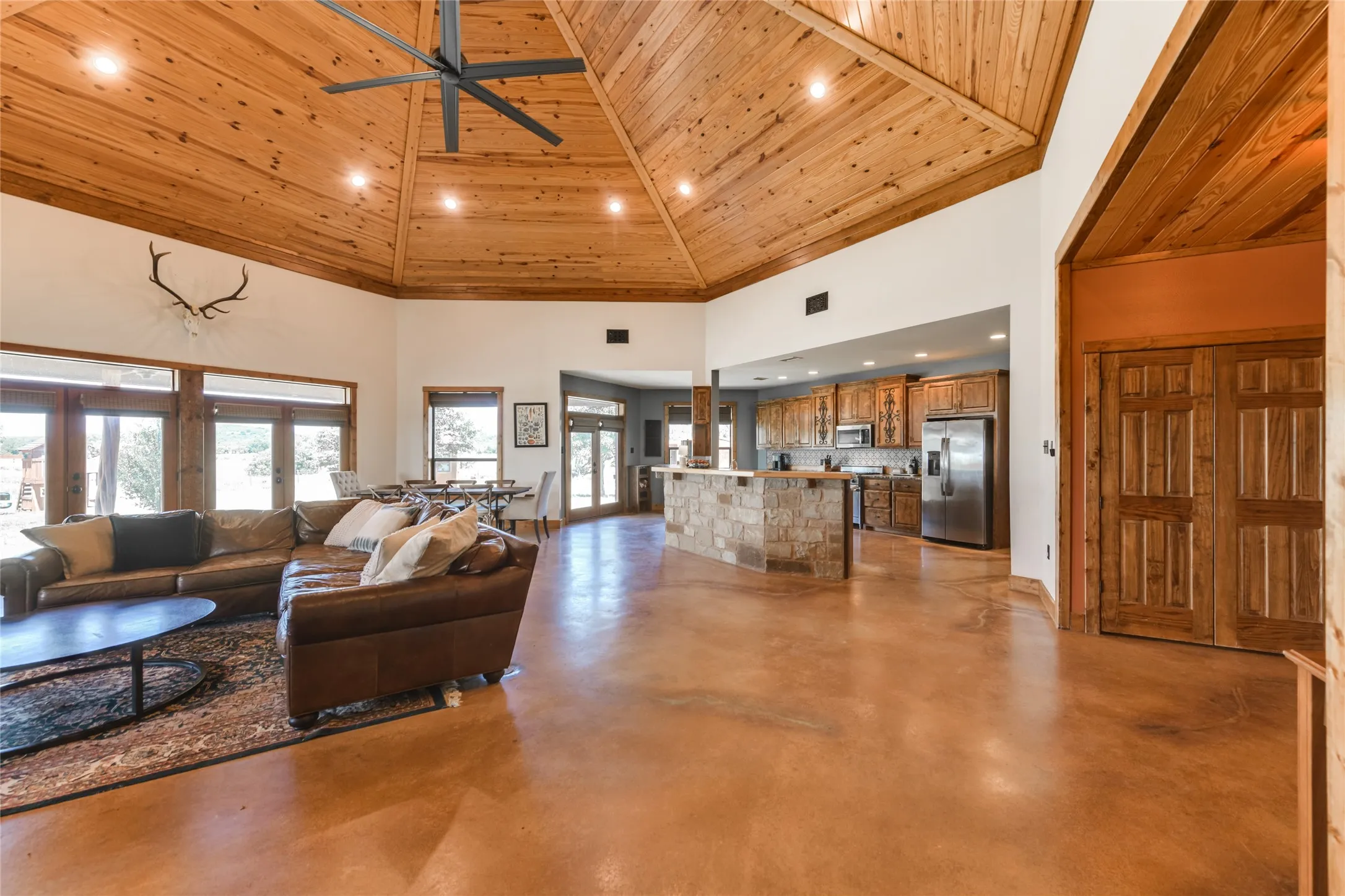 Farm For Sale in Coleman County , 790 CR 490, Novice, Texas 79538, 3 Bedroom, 3 Bathroom, Garage spaces, 2,830 Sqft, built in 2015, mls#21304658, Real Estate Agent in Novice, Homes For Sale in Coleman county, Homes For Sale in Novice, Realtor in Novice Texas, Real Estate Brokerage Independent Realty Texas, Luminita Cordes Realtor