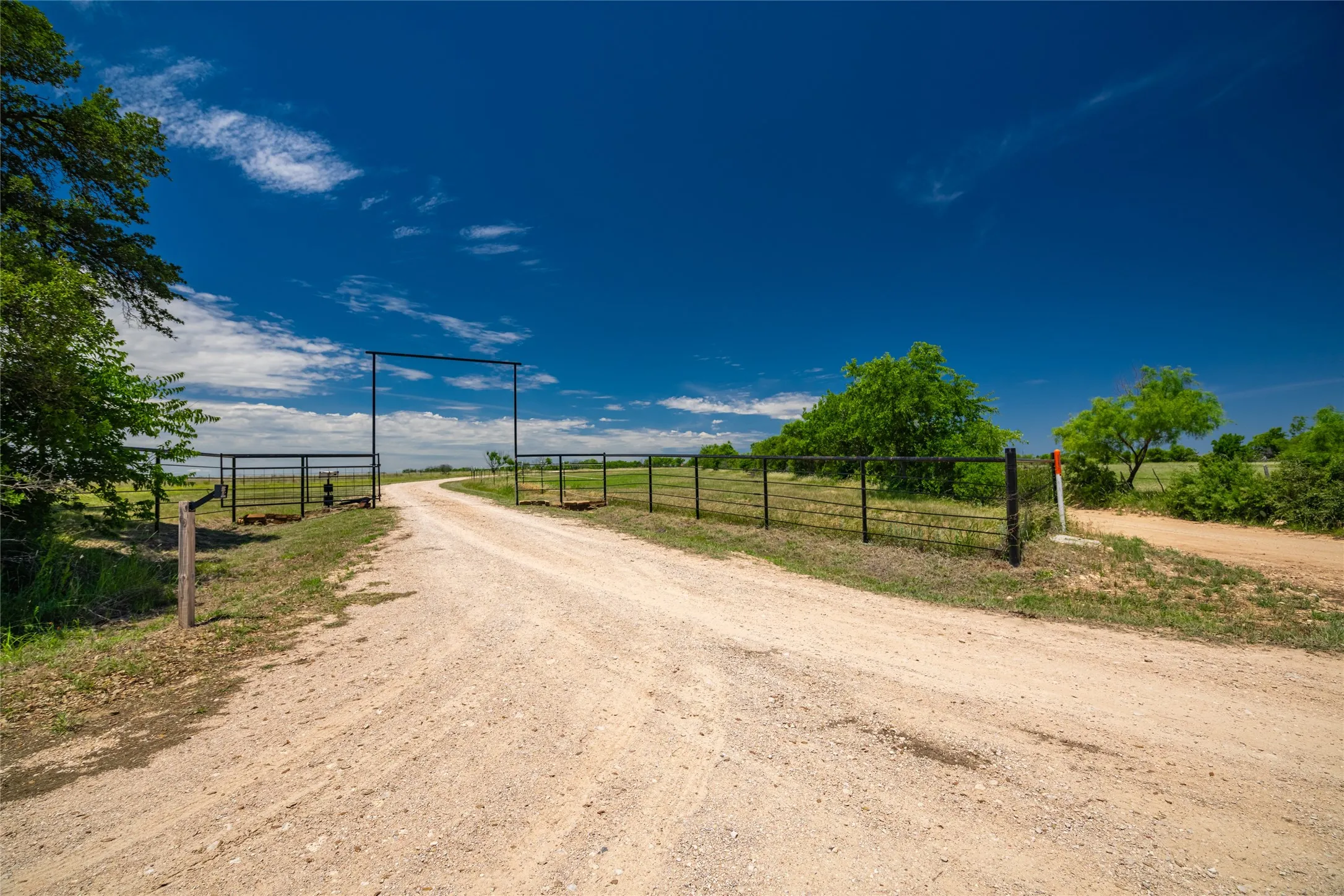 Farm For Sale in Coleman County , 790 CR 490, Novice, Texas 79538, 3 Bedroom, 3 Bathroom, Garage spaces, 2,830 Sqft, built in 2015, mls#21304658, Real Estate Agent in Novice, Homes For Sale in Coleman county, Homes For Sale in Novice, Realtor in Novice Texas, Real Estate Brokerage Independent Realty Texas, Luminita Cordes Realtor