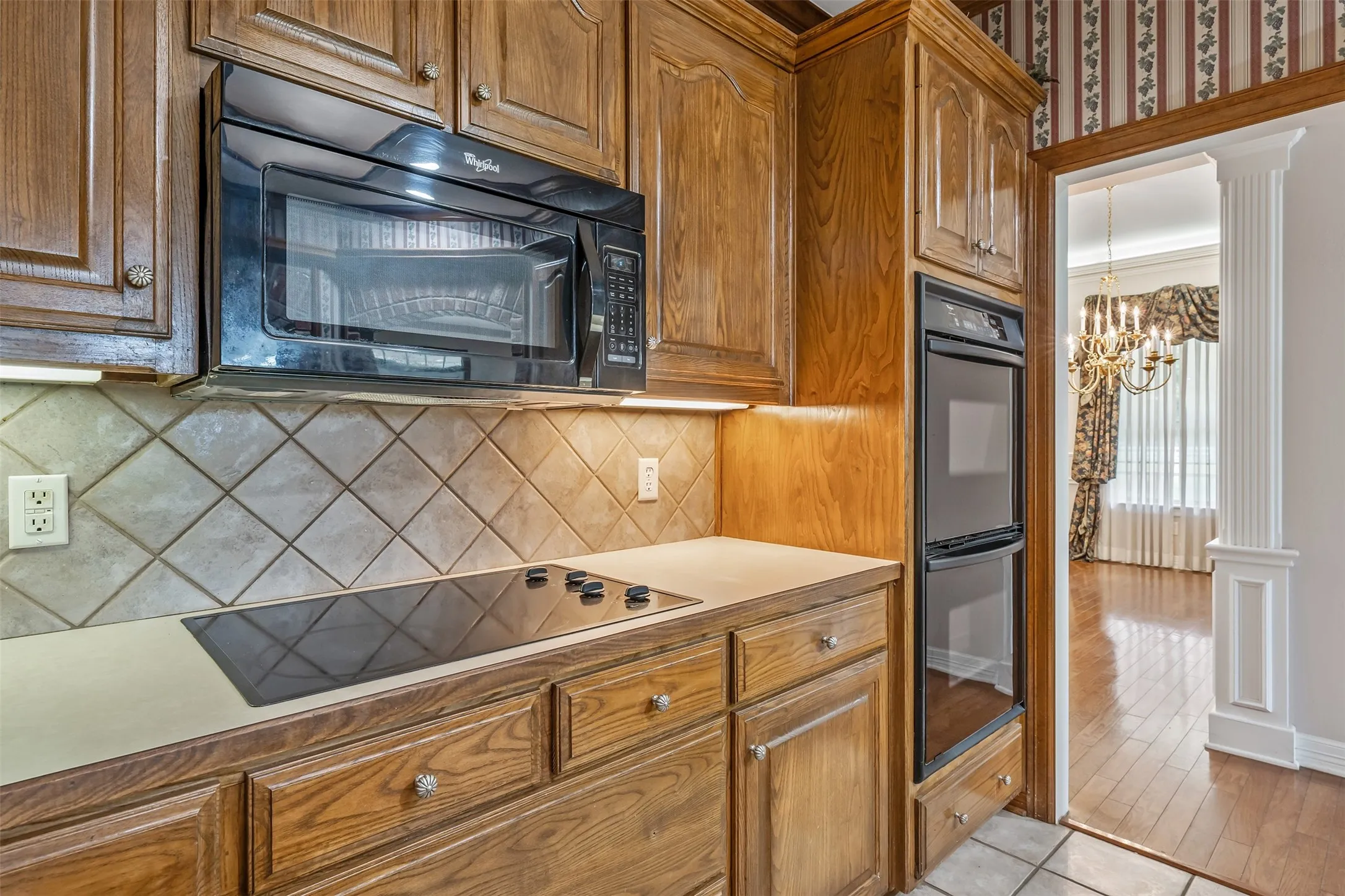 Single Family Residence For Sale in Smith County , 20388 County Road 150, Flint, Texas 75762, 3 Bedroom, 3 Bathroom, 2 Garage spaces, 3,335 Sqft, built in 1999, mls#21304619, Real Estate Agent in Flint, Homes For Sale in Smith county, Homes For Sale in Flint, Realtor in Flint Texas, Real Estate Brokerage Independent Realty Texas, Luminita Cordes Realtor