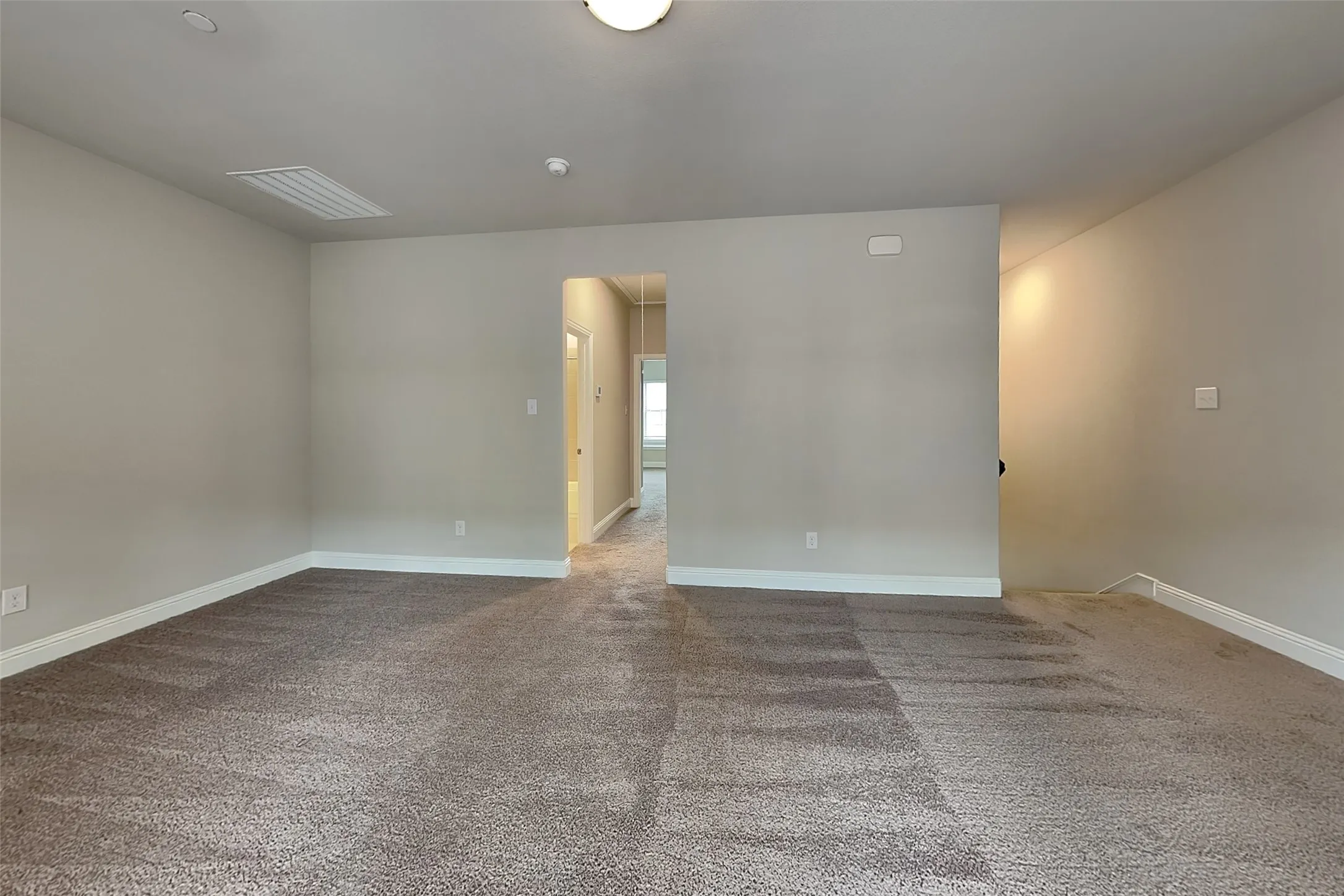 Townhouse For Rent in Collin County , 4159 Wetstone Lane, Frisco, Texas 75034, 4 Bedroom, 4 Bathroom, 2 Garage spaces, 2,313 Sqft, built in 2019, mls#21304352, Real Estate Agent in Frisco, Homes For Rent in Collin county, Homes For Rent in Frisco, Realtor in Frisco Texas, Real Estate Brokerage Independent Realty Texas, Luminita Cordes Realtor