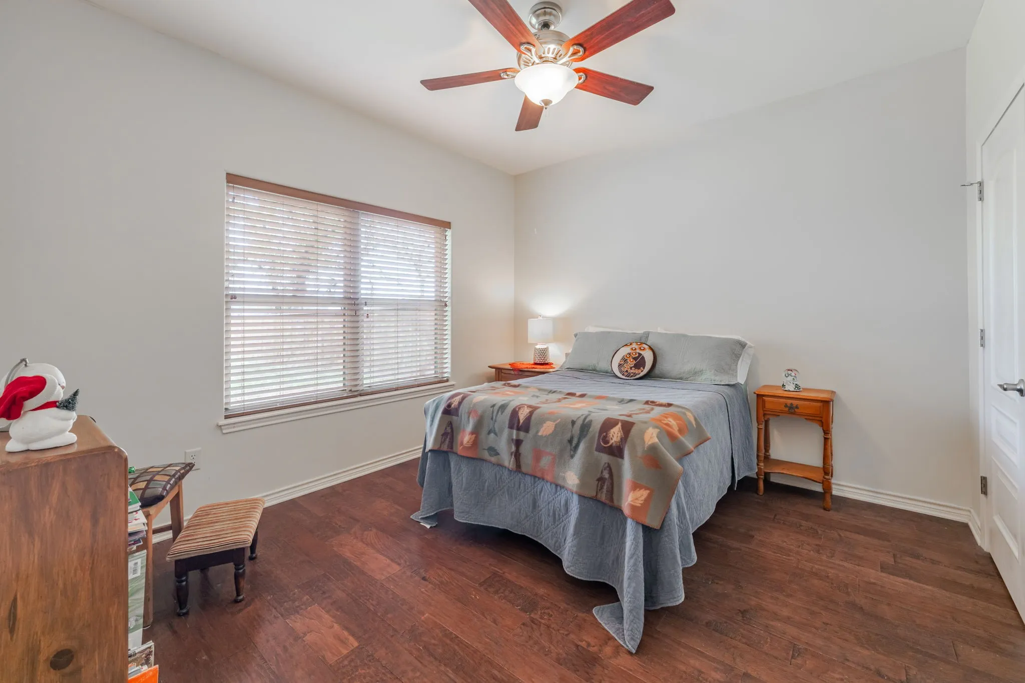 Single Family Residence For Sale in Erath County , 1085 Walking Horse Drive, Stephenville, Texas 76401, 5 Bedrooms, 3 Bathrooms, 2 Garage spaces, 3,335 Sqft, built in 2011, Price $649,000, mls#21302913, Real Estate Agent in Stephenville, Homes For Sale in Erath county, Homes For Sale in Stephenville, Realtor in Stephenville Texas, Real Estate Brokerage Independent Realty Texas, Luminita Cordes Realtor