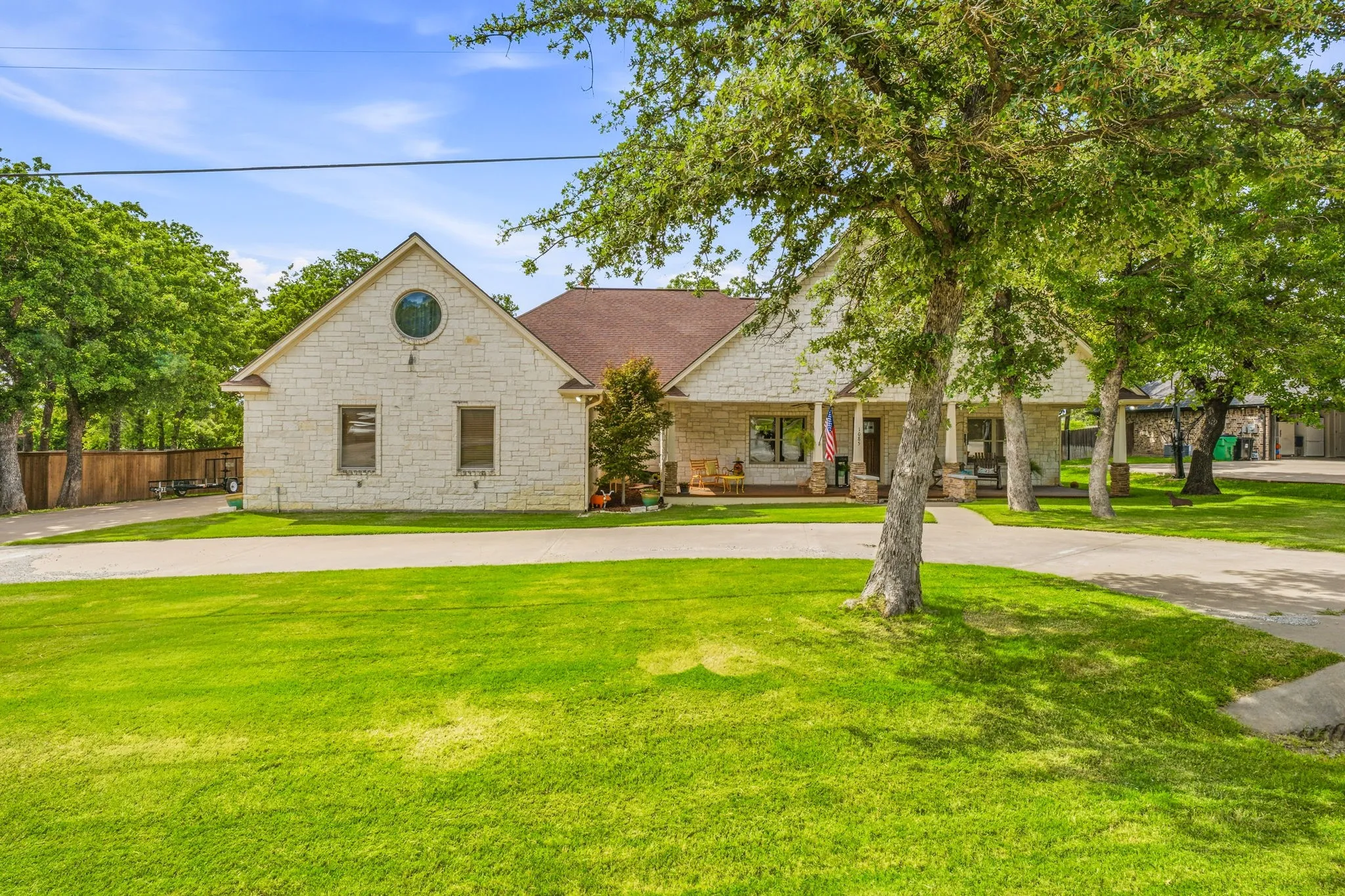 Single Family Residence For Sale in Erath County , 1085 Walking Horse Drive, Stephenville, Texas 76401, 5 Bedrooms, 3 Bathrooms, 2 Garage spaces, 3,335 Sqft, built in 2011, Price $649,000, mls#21302913, Real Estate Agent in Stephenville, Homes For Sale in Erath county, Homes For Sale in Stephenville, Realtor in Stephenville Texas, Real Estate Brokerage Independent Realty Texas, Luminita Cordes Realtor