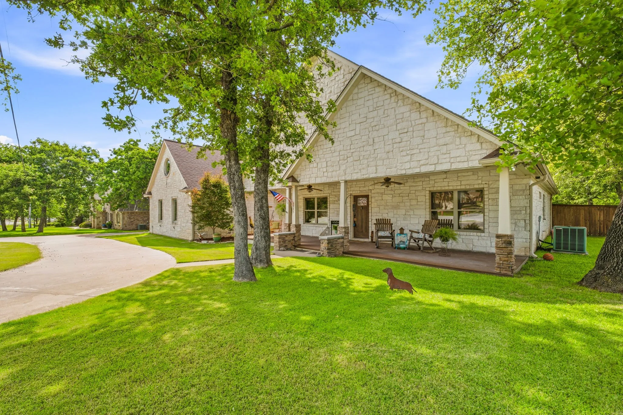 Single Family Residence For Sale in Erath County , 1085 Walking Horse Drive, Stephenville, Texas 76401, 5 Bedrooms, 3 Bathrooms, 2 Garage spaces, 3,335 Sqft, built in 2011, Price $649,000, mls#21302913, Real Estate Agent in Stephenville, Homes For Sale in Erath county, Homes For Sale in Stephenville, Realtor in Stephenville Texas, Real Estate Brokerage Independent Realty Texas, Luminita Cordes Realtor