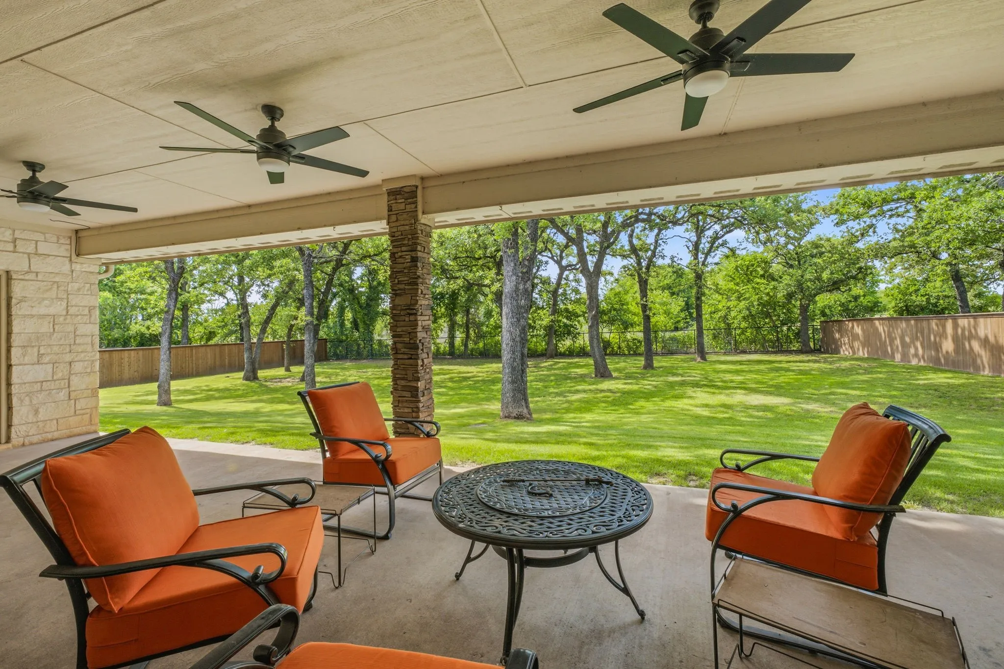 Single Family Residence For Sale in Erath County , 1085 Walking Horse Drive, Stephenville, Texas 76401, 5 Bedrooms, 3 Bathrooms, 2 Garage spaces, 3,335 Sqft, built in 2011, Price $649,000, mls#21302913, Real Estate Agent in Stephenville, Homes For Sale in Erath county, Homes For Sale in Stephenville, Realtor in Stephenville Texas, Real Estate Brokerage Independent Realty Texas, Luminita Cordes Realtor