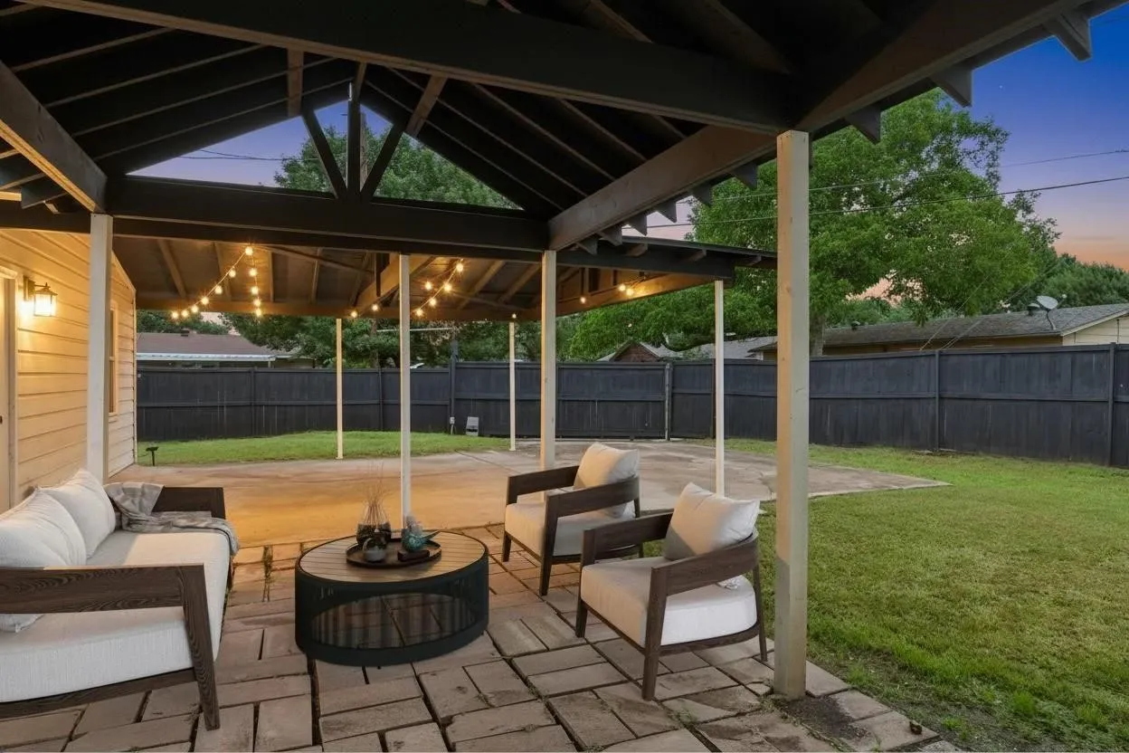 Single Family Residence For Rent in Dallas County , 8635 Strathmore Drive, Dallas, Texas 75238, 5 Bedroom, 3 Bathroom, Garage spaces, 2,212 Sqft, built in 1963, mls#21304669, Real Estate Agent in Dallas, Homes For Rent in Dallas county, Homes For Rent in Dallas, Realtor in Dallas Texas, Real Estate Brokerage Independent Realty Texas, Luminita Cordes Realtor