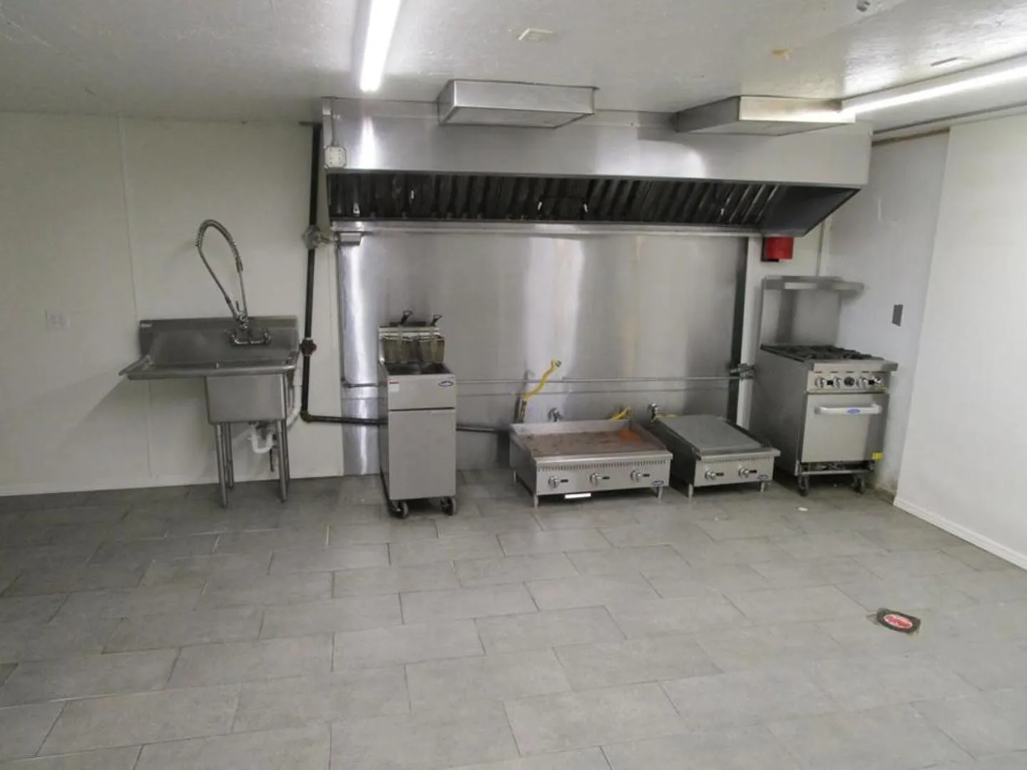 Business For Sale in Fannin County , 106 E Hayes Street, Savoy, Texas 75479, 0, 0, Garage spaces, 0 Sqft, built in 1900, mls#21304713, Real Estate Agent in Savoy, Homes For Sale in Fannin county, Homes For Sale in Savoy, Realtor in Savoy Texas, Real Estate Brokerage Independent Realty Texas, Luminita Cordes Realtor