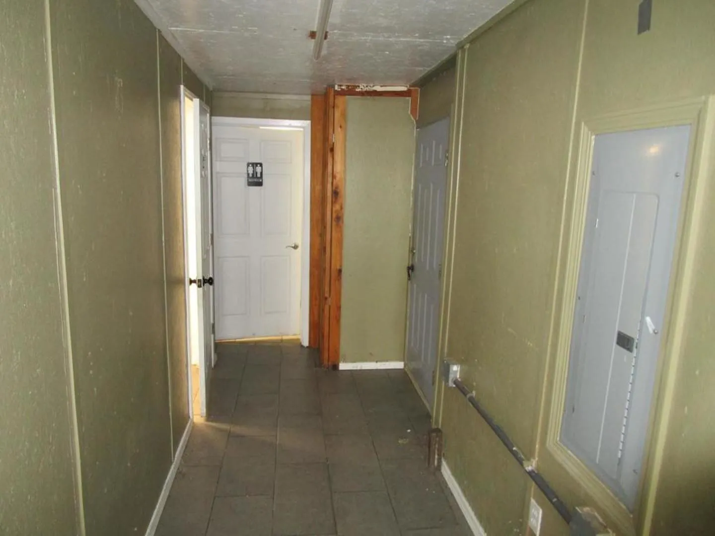 Business For Sale in Fannin County , 106 E Hayes Street, Savoy, Texas 75479, 0, 0, Garage spaces, 0 Sqft, built in 1900, mls#21304713, Real Estate Agent in Savoy, Homes For Sale in Fannin county, Homes For Sale in Savoy, Realtor in Savoy Texas, Real Estate Brokerage Independent Realty Texas, Luminita Cordes Realtor