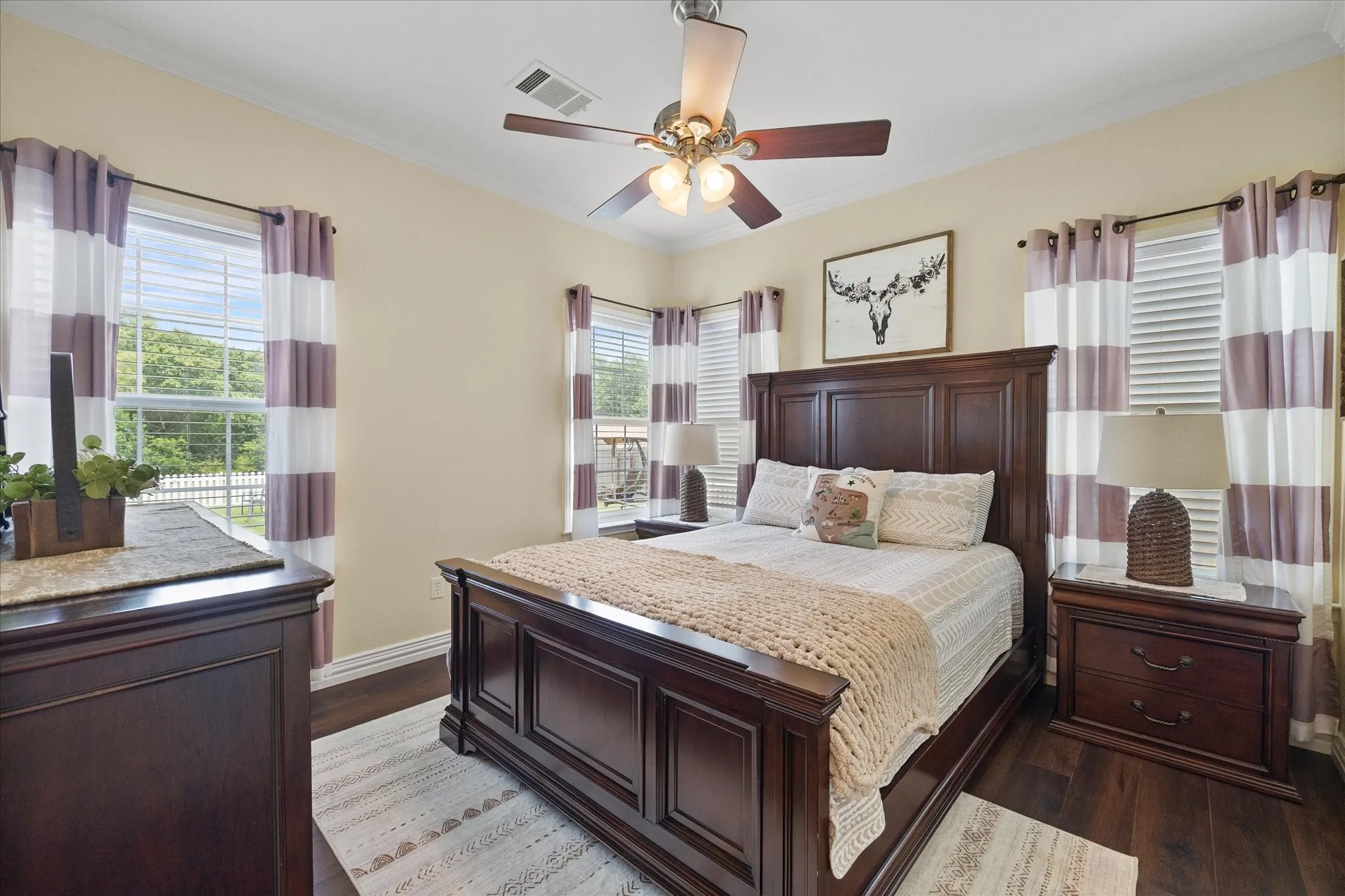 Single Family Residence For Sale in Hunt County , 1028 Fm 1566 W, Celeste, Texas 75423, 3 Bedroom, 2 Bathroom, Garage spaces, 1,522 Sqft, built in 2005, mls#21304718, Real Estate Agent in Celeste, Homes For Sale in Hunt county, Homes For Sale in Celeste, Realtor in Celeste Texas, Real Estate Brokerage Independent Realty Texas, Luminita Cordes Realtor
